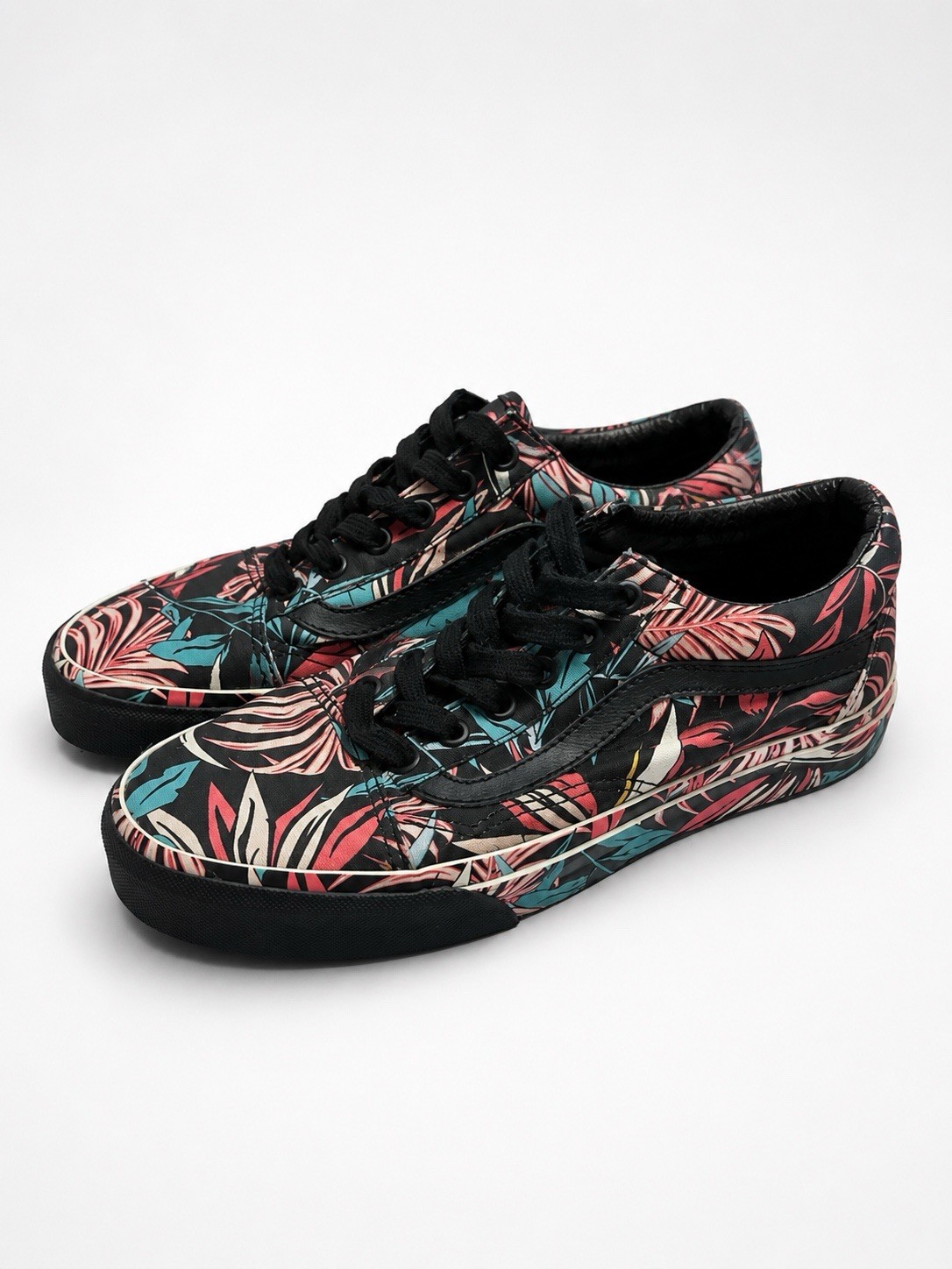 Vans Floral Tropical Print Sneakers Men’s 5.5 Women’s 7.0 Black Lace-Up Shoes
