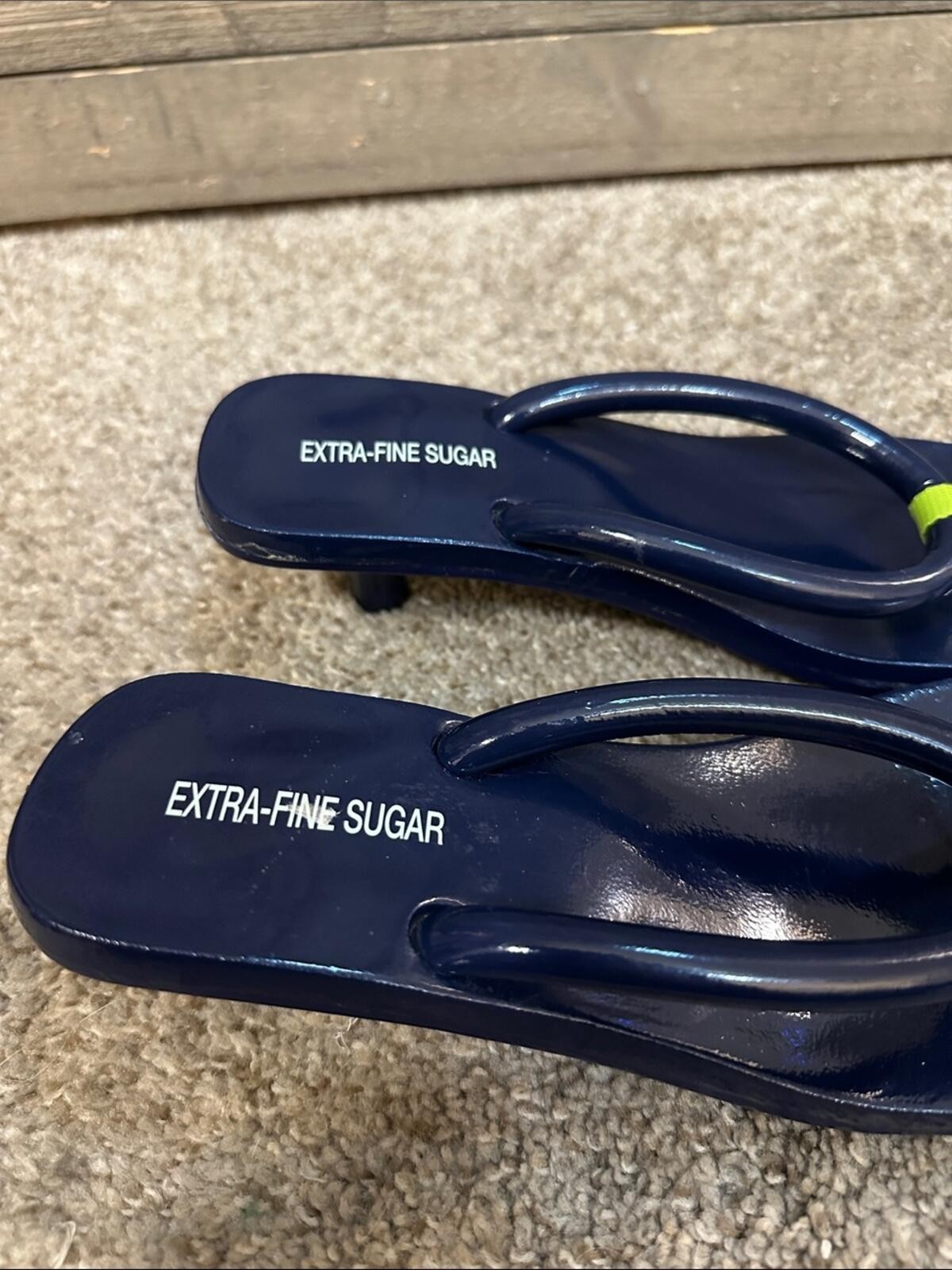 Y2K Extra-Fine Sugar Navy Blue Floatie Kitten Heel Thong Flip Flop Sandal Size 9