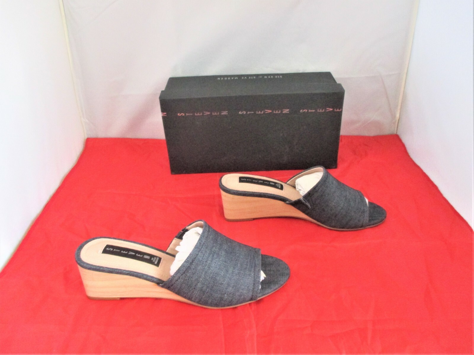 STEVEN NEW YORK Lemur Slip-On Wedge Sandals $109 – US Size 7 1/2 – Denim – #099