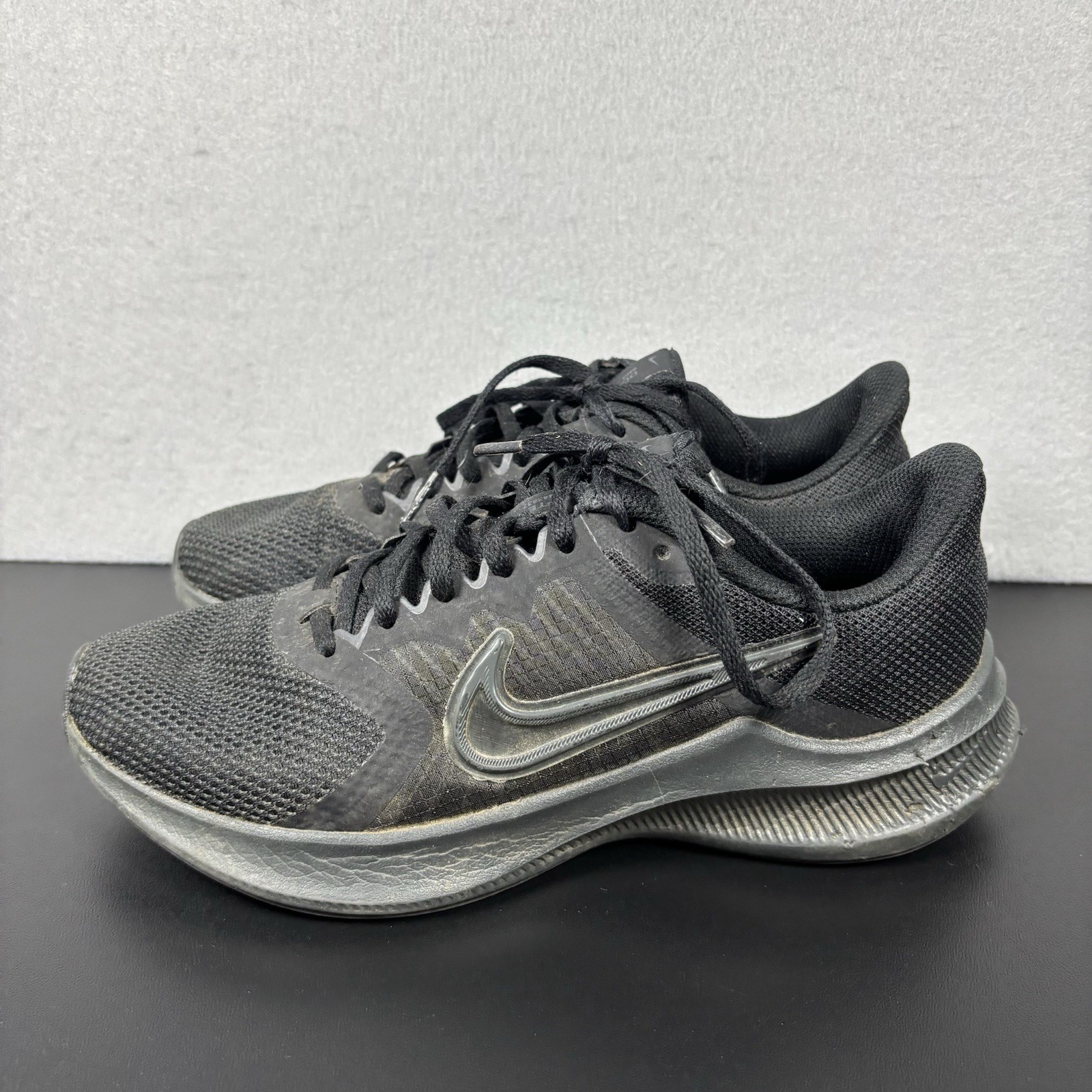 Nike Women’s Downshifter Black Running Shoes Sneakers Size 7 Athletic Shoes