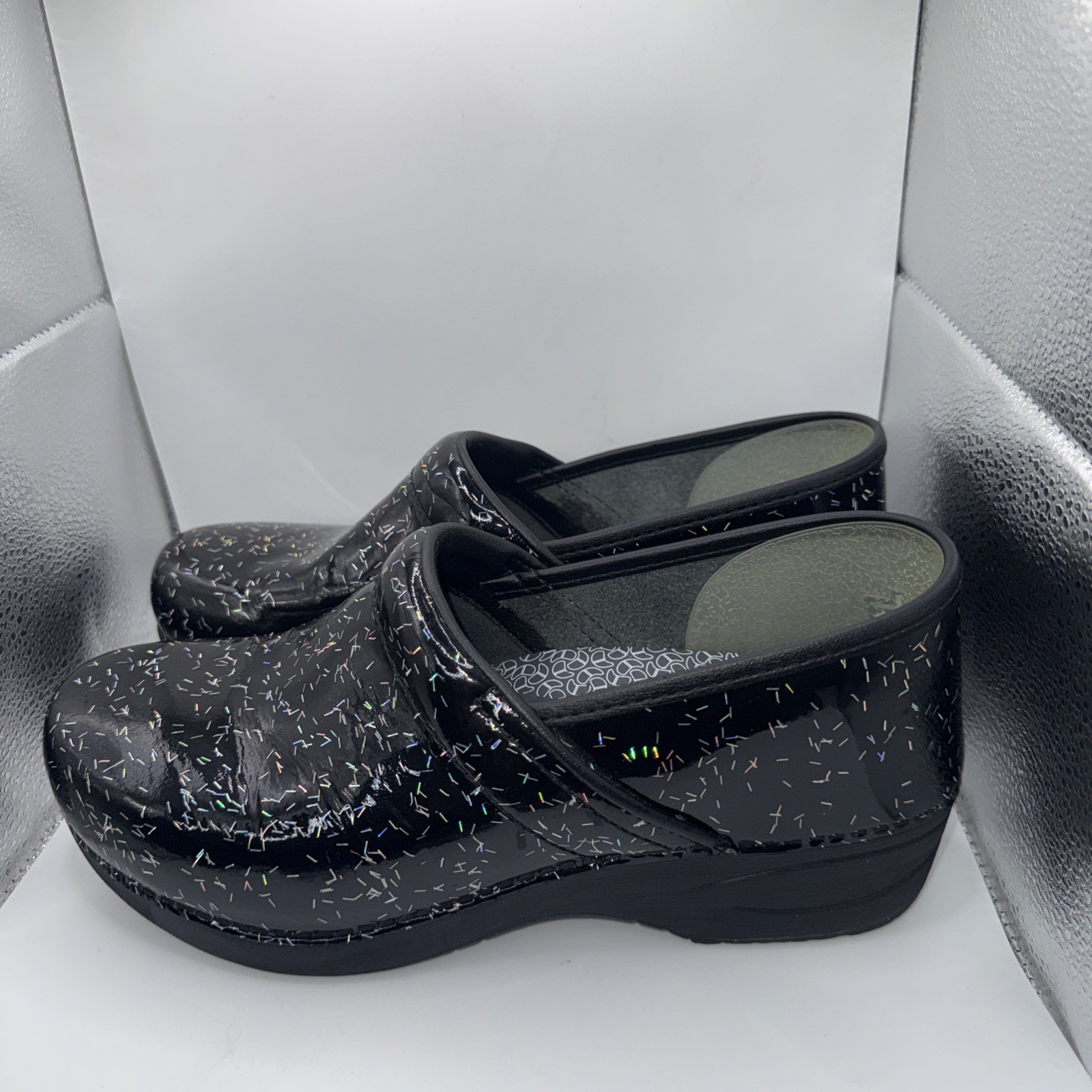 Dansko Clogs Womens Size 40 US 10 Black Sparkle Patent Leather Nursing Slip On