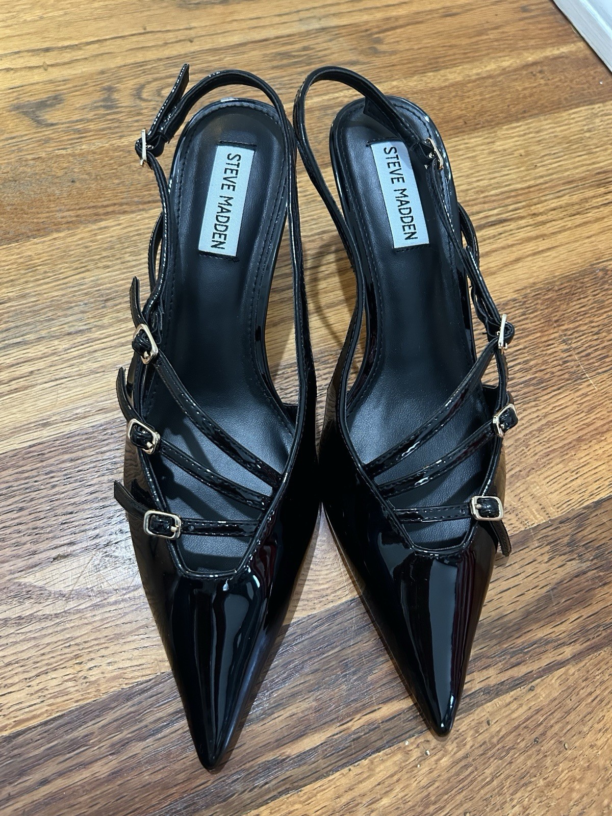 Steve Madden Black Patent Leather Pointed Toe Kitten heel Size 8.5 NEW