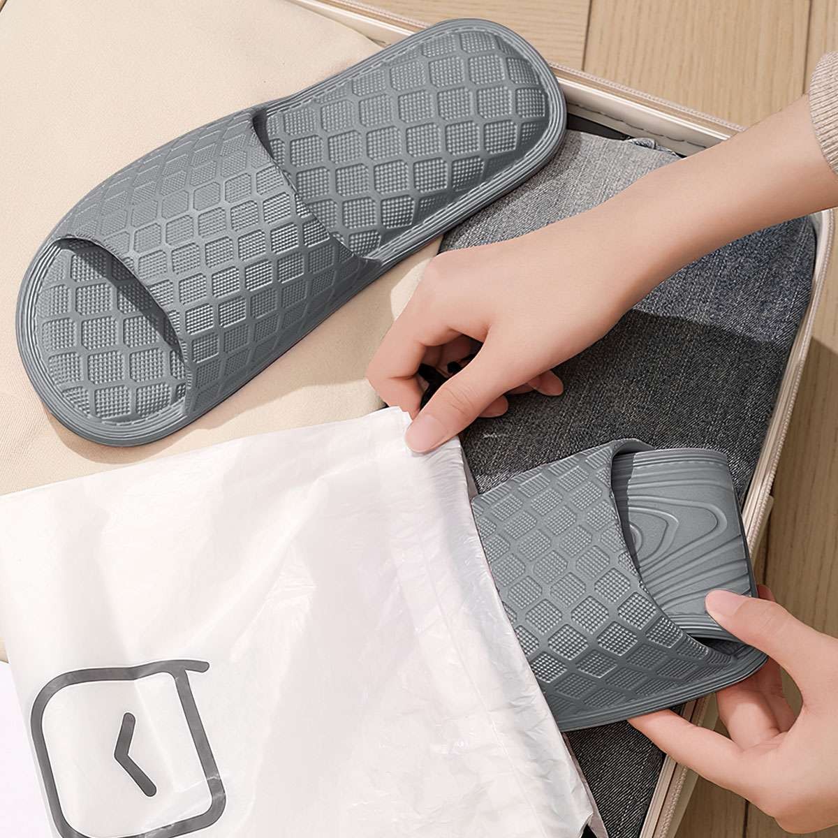 Womens Mens Soft Slippers Bath Shower Non-Slip Bathroom Sandals Outdoor Shoes US