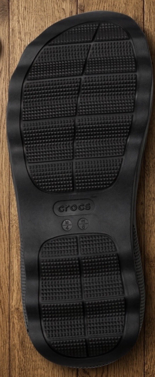 Crocs Classic Mega Crush Triple Strap Sandal – Black Women’s Sz 6