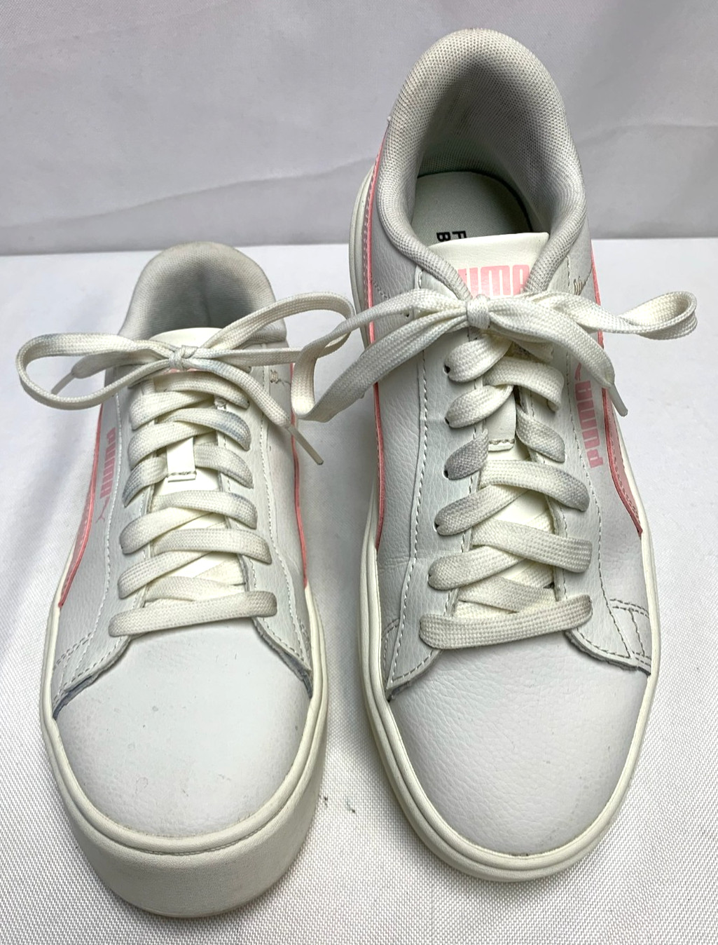 Women’s Puma Smash Platform V3 Sneakers White / Pink Tennis Sneaker Shoe Size 9