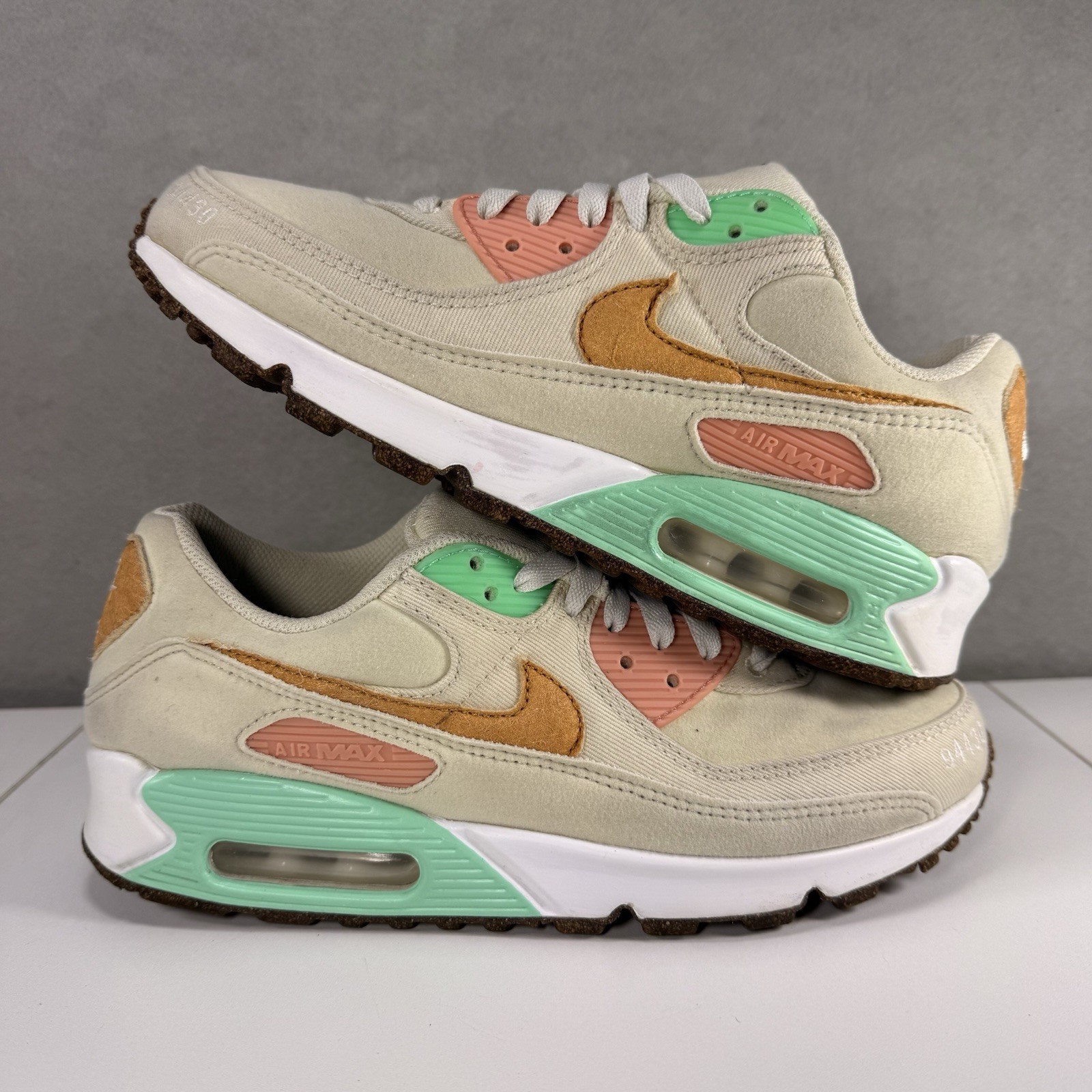 Nike Air Max 90 LX Happy Pineapple Coconut Milk Women’s Size 9 Shoes
