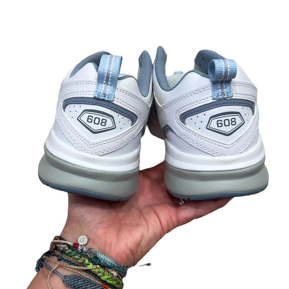 New Balance 608V5 Casual Comfort Cross Trainer Shoes Women 8.5 Men 7 White/Blue
