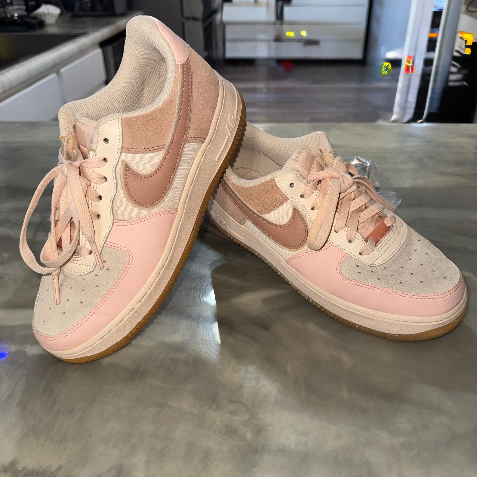 Nike Air Force 1 ’07 Premium Washed Coral Rose Gold Guava Ice Women’s 8.5 896185
