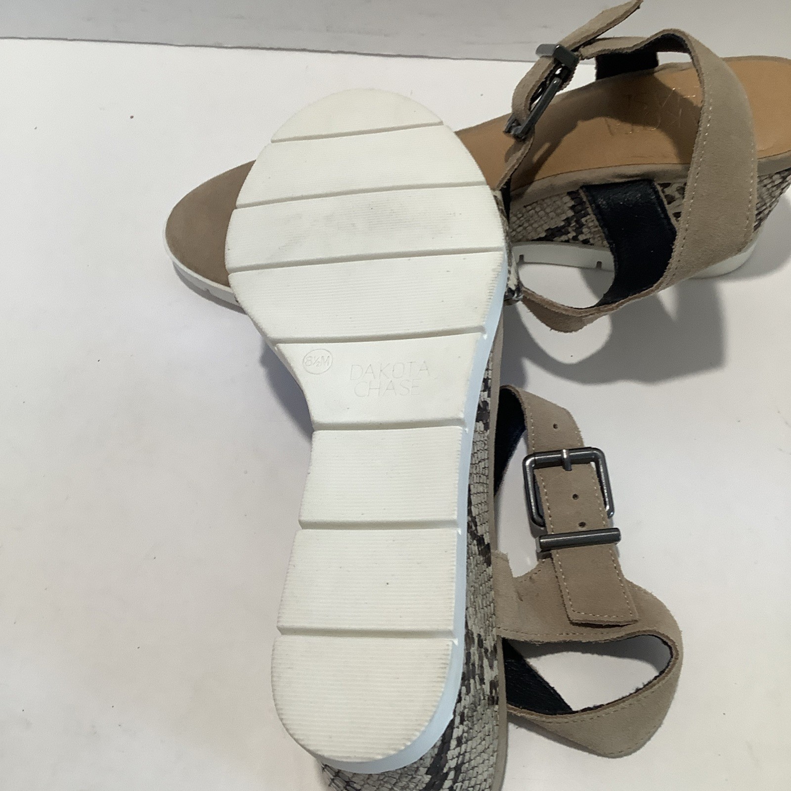 Dakota Chase Aiden Leather Slingback Snake Print Wedge Sandals Woman’s Sz. 8.5M