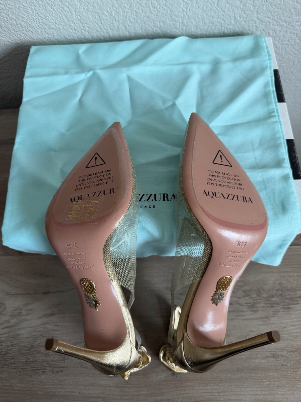 Aquazzura Gold Bow Pointed Toe Stiletto Slip On Pumps EU 38.5 Women