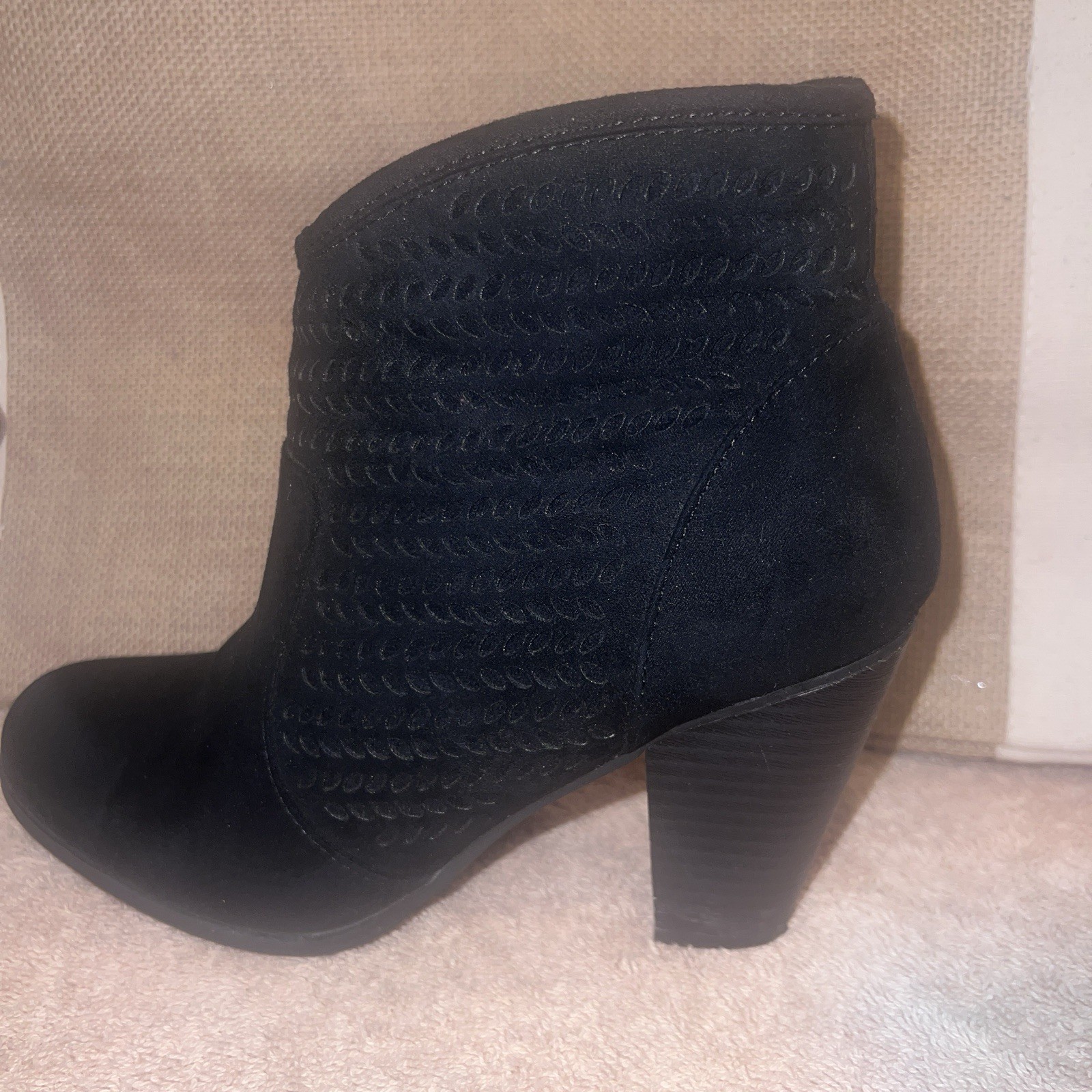 A.N.A. Ana Anita Ankle Boots Side Zip 8.5 M Black Block Heel Festival