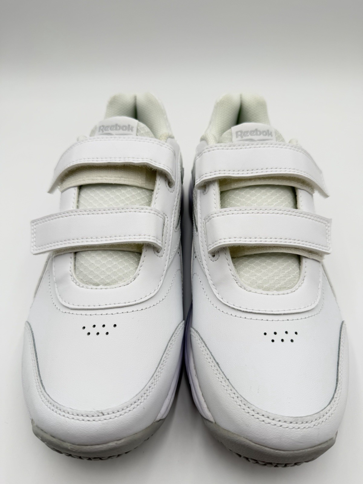 Reebok Women’s Work N D Cushion 4.0 KC Size 8 Wide White Cold Grey |FU7364|