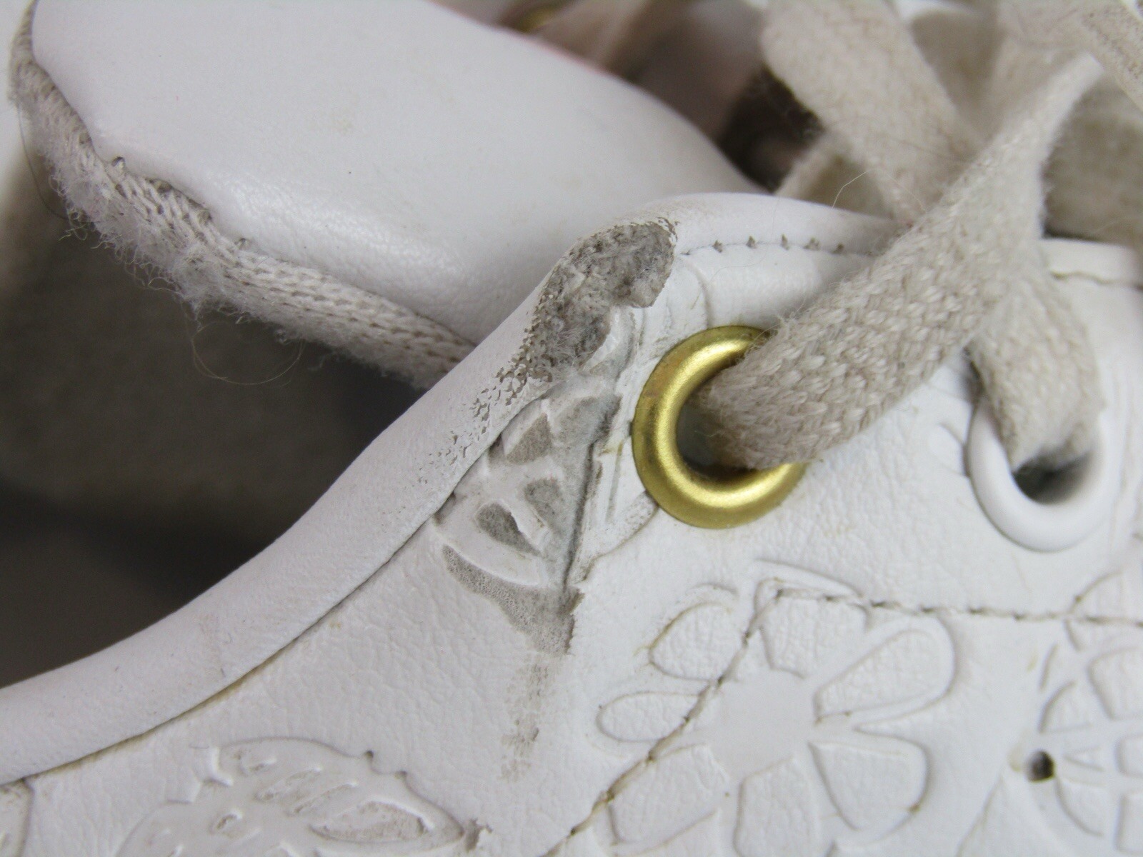 Womens Adidas Stan Smith Embossed Graphics Shoes-Size 11-White/Semi Coral-FX5677