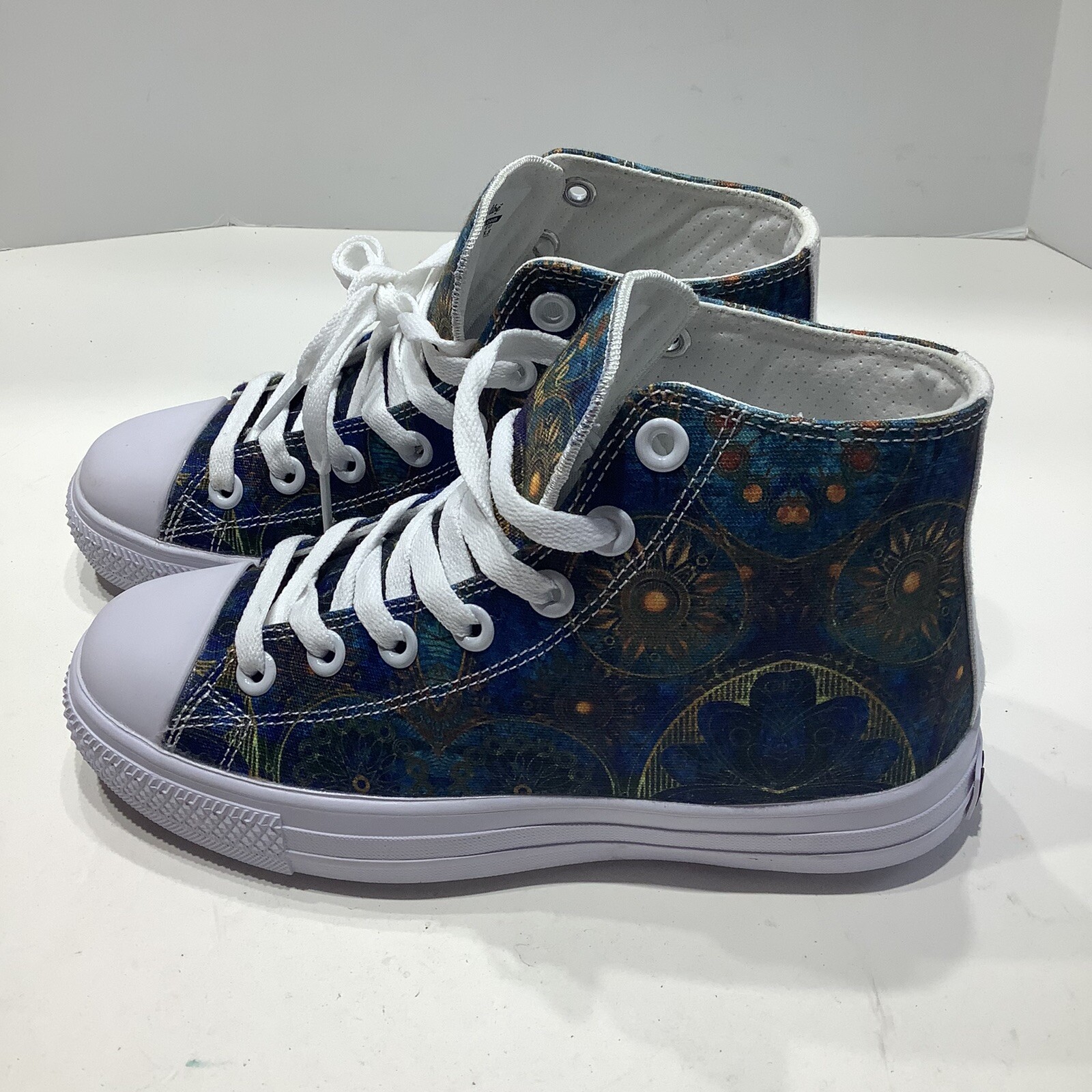 Yes We Vibe High Top Canvas Sneaker Shoes MANDALA PRINT Womens Size 5M, New