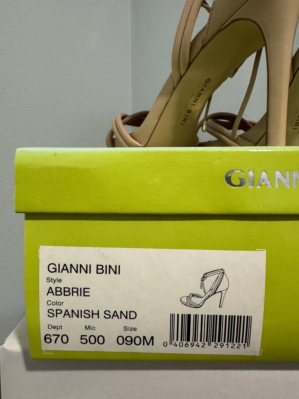 NEW Gianni Bini Abbrie Nude Strappy Heels Spanish Sand Womens Size 9 See Desc**