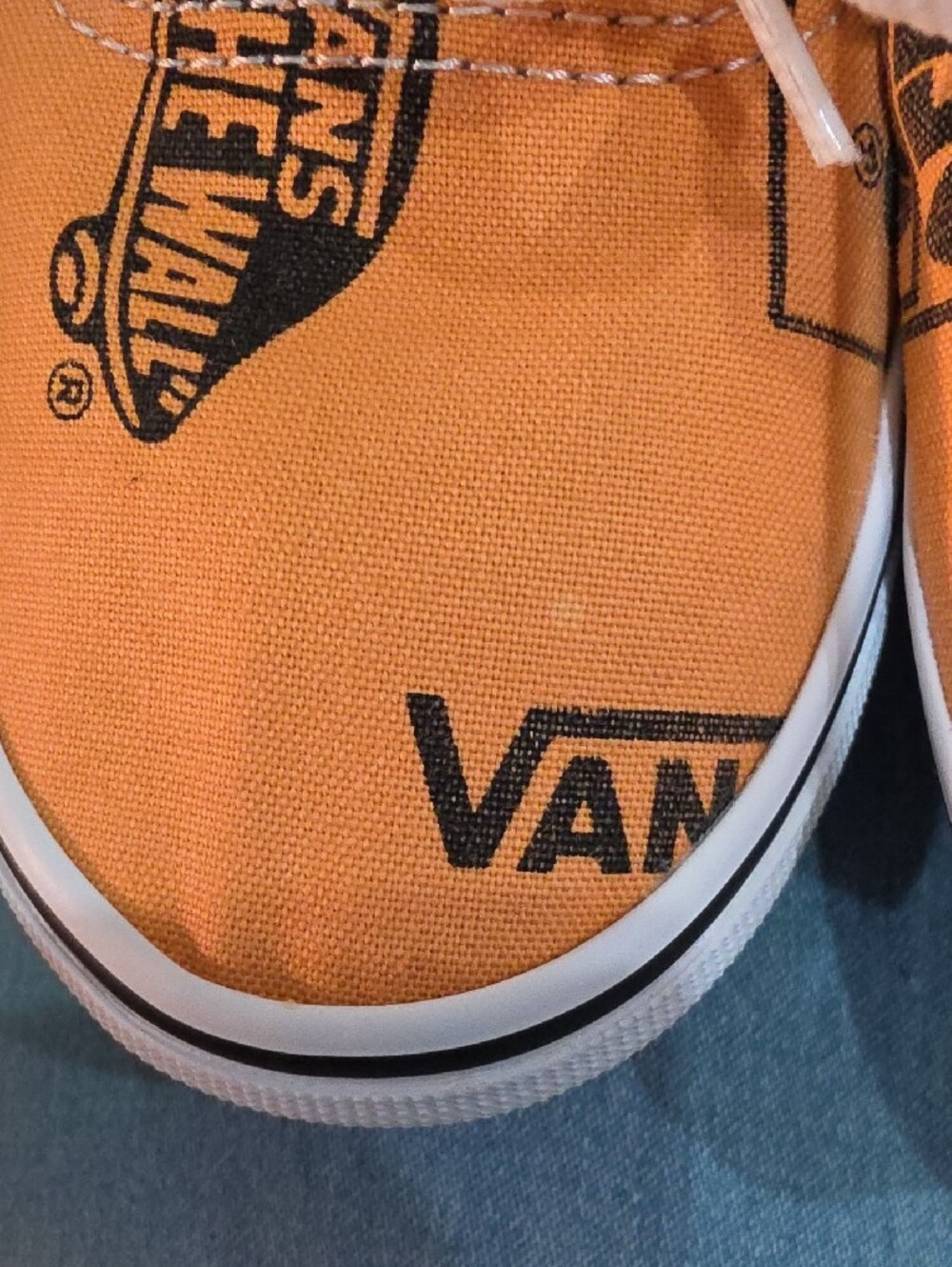Vans Era ‘Logo Mix’ Tangerine Orange Black Low Top Sneakers – Size 7.5