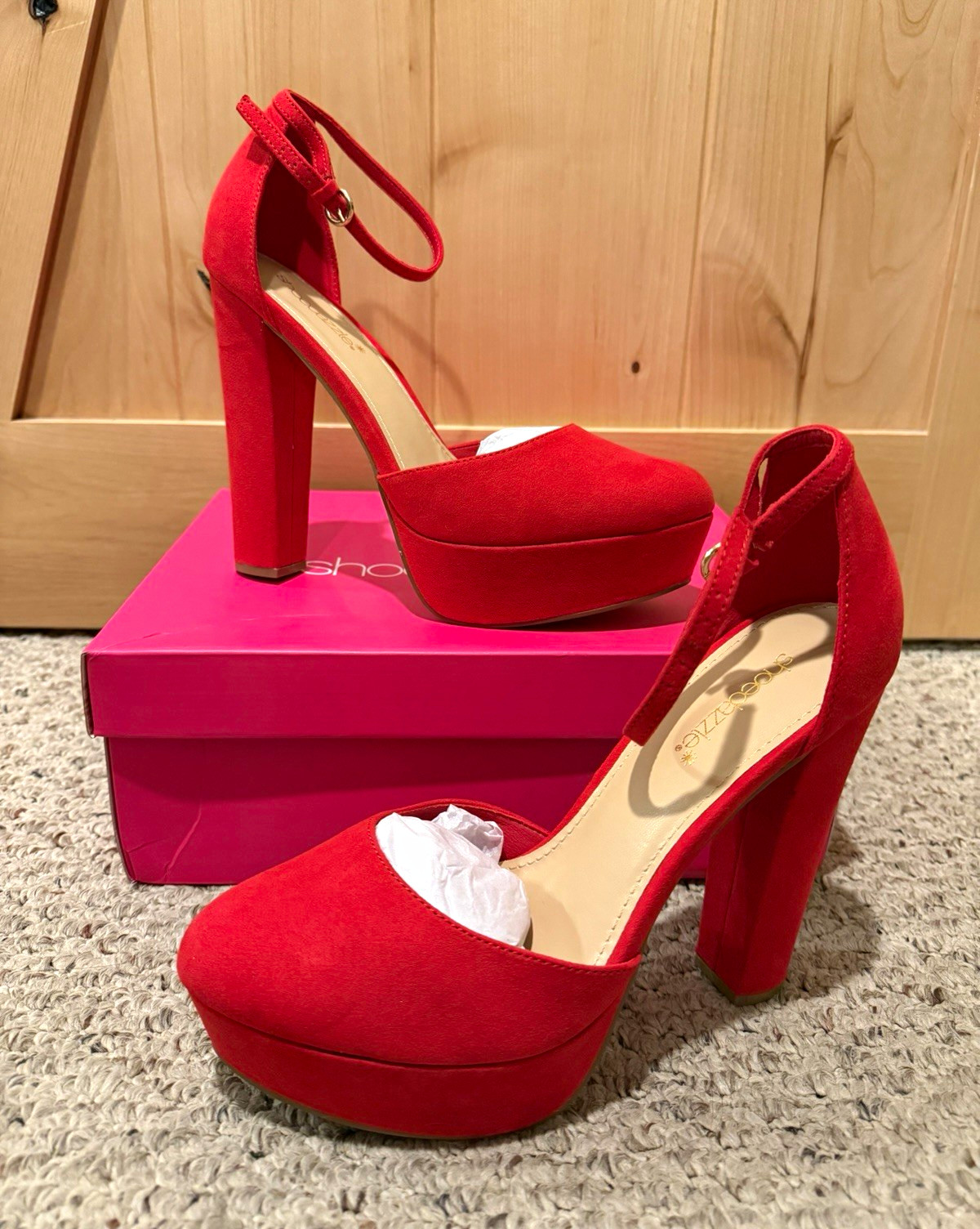 ShoeDazzle Women’s Red Suede Platform Closed Toe Ankle Strap Buckle US 10