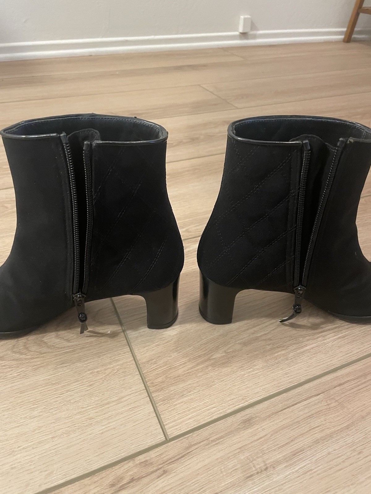 Stuart Weitzman Black Heeled Ankle Booties Womens 7