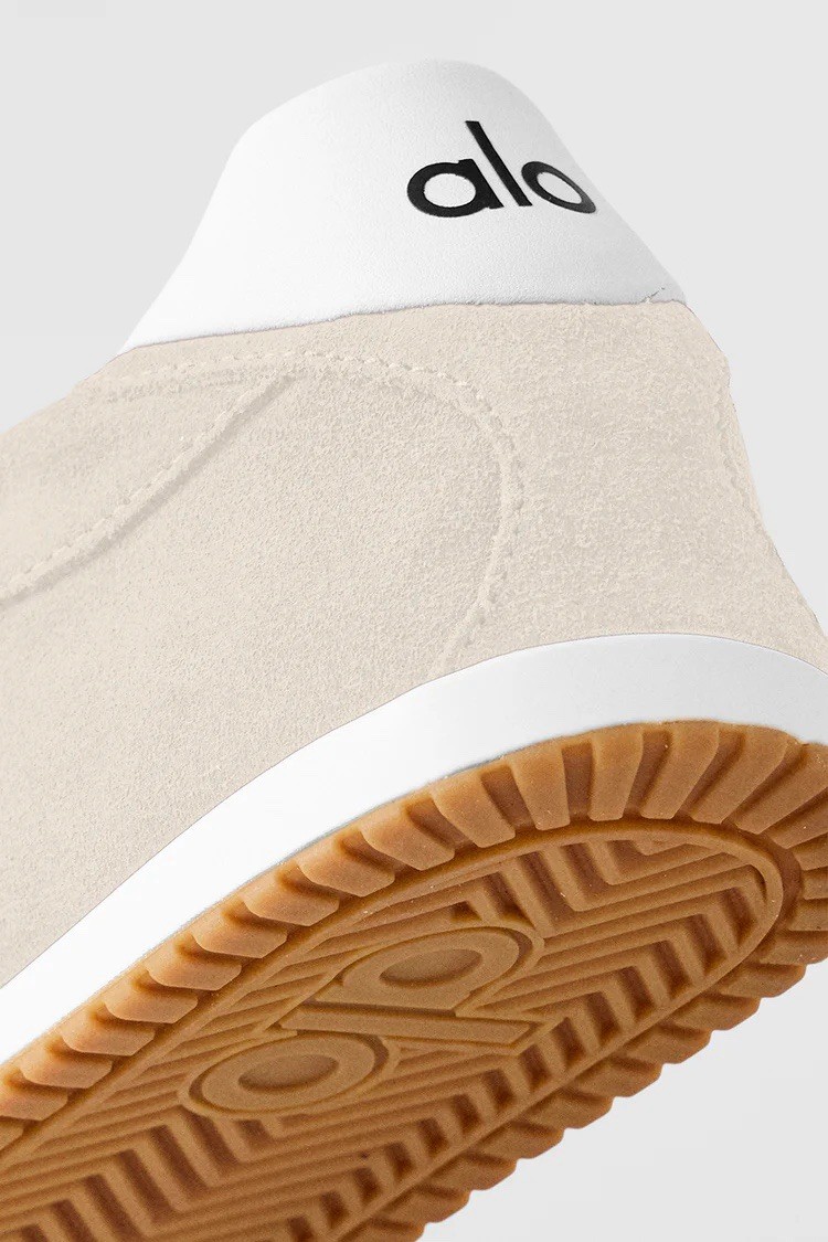 ALO Sunset Sneaker – NEW With Box – W 6.5 – Sandstone/White