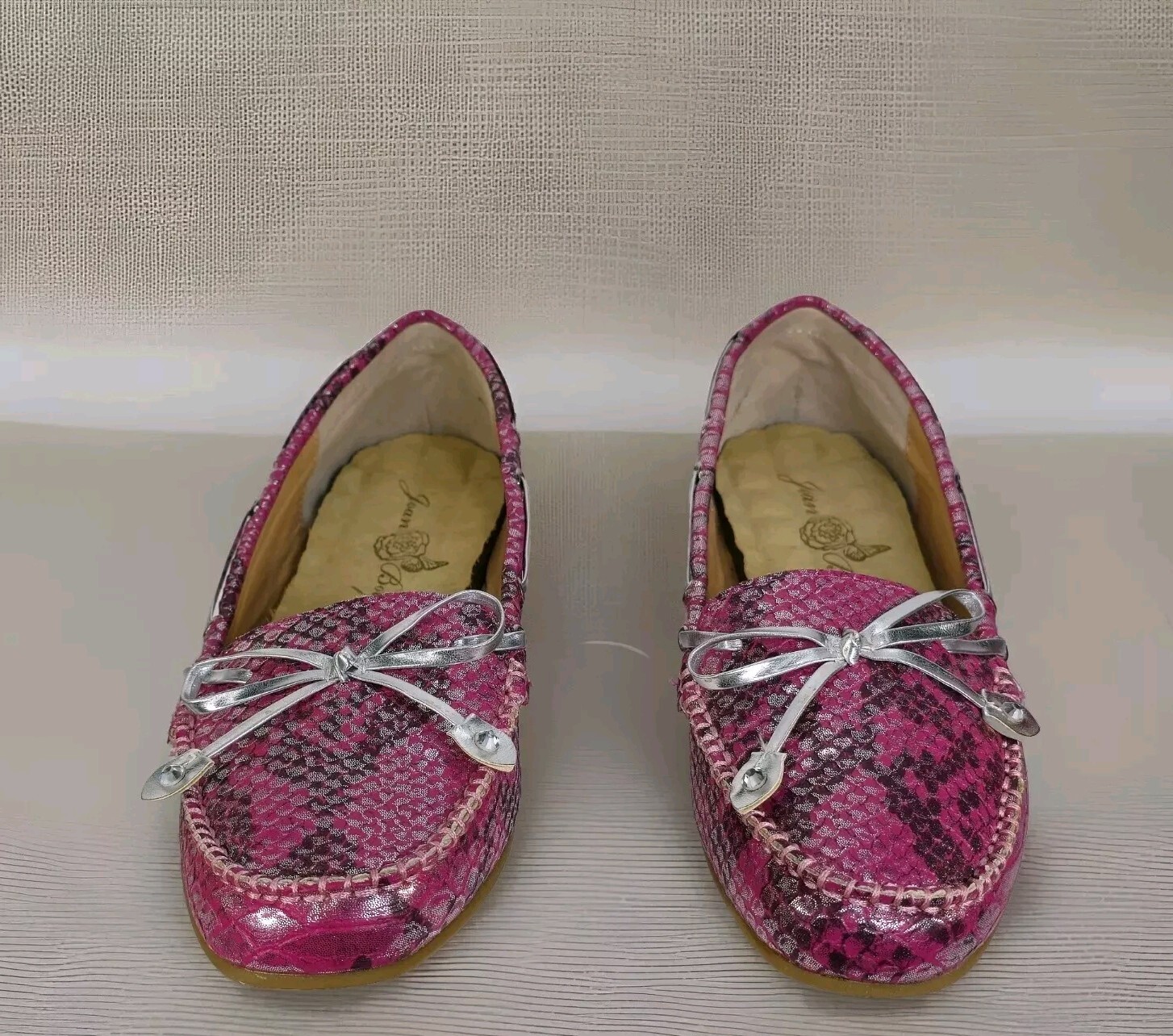 JOAN BOYCE WOMENS 10M PINK SNAKESKIN PRINT RHINESTONE ACCENTED BOW LOAFER SHOES