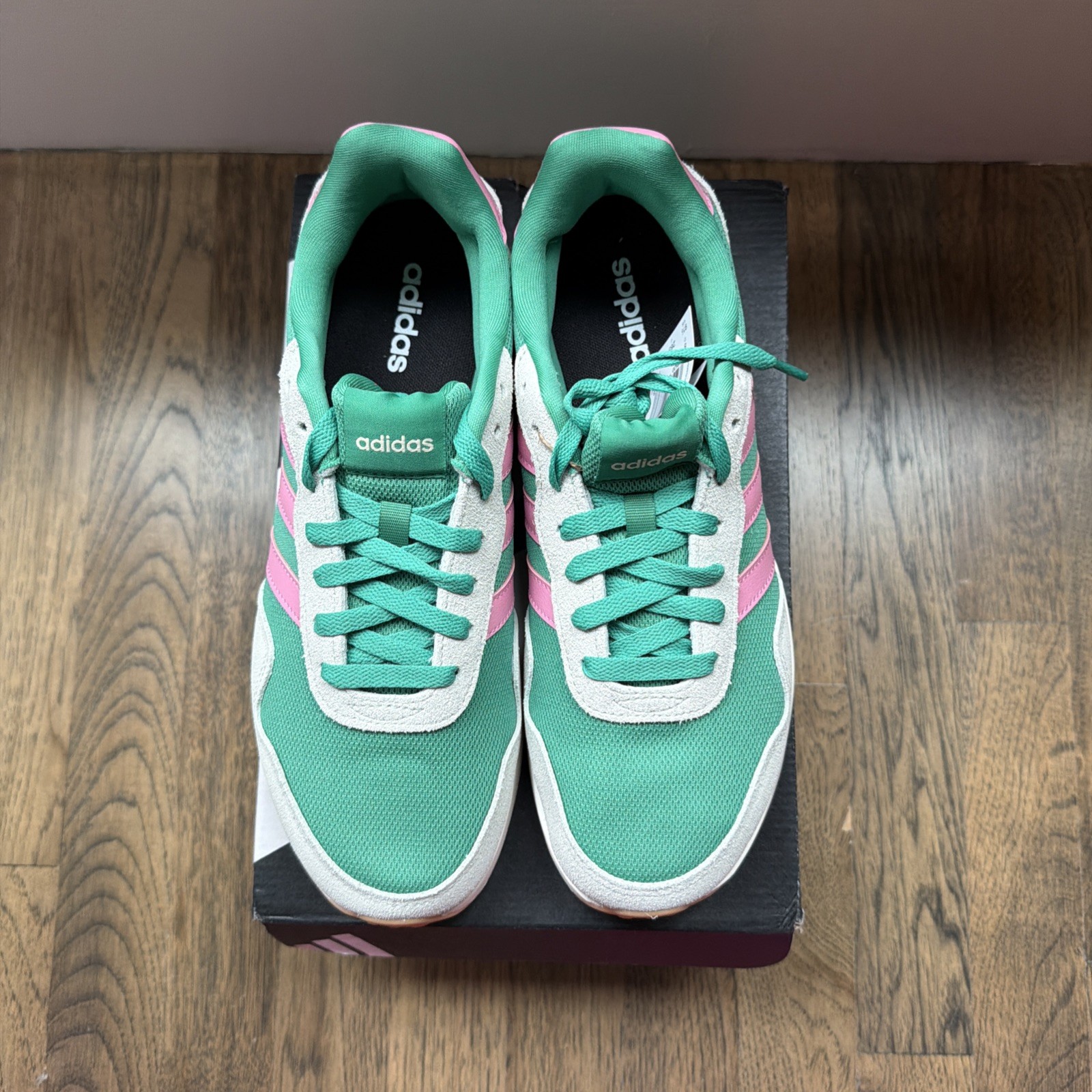 Adidas Run 60s 4.0 Women 9.5 Green Pink Vanilla Retro Running Shoes New JR6631