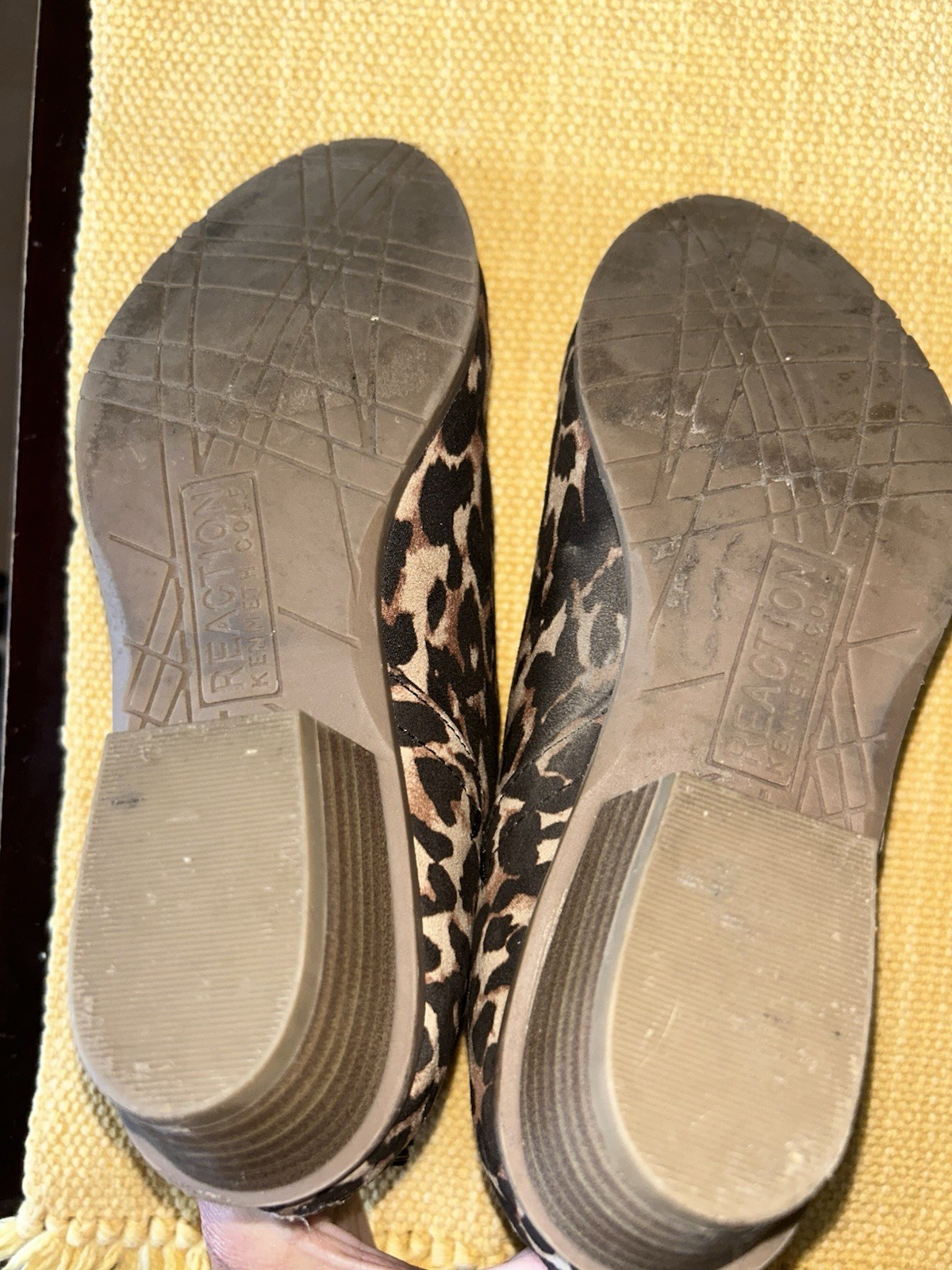 Kenneth Cole Reaction Leopard Print Pointed Toe Booties size 7