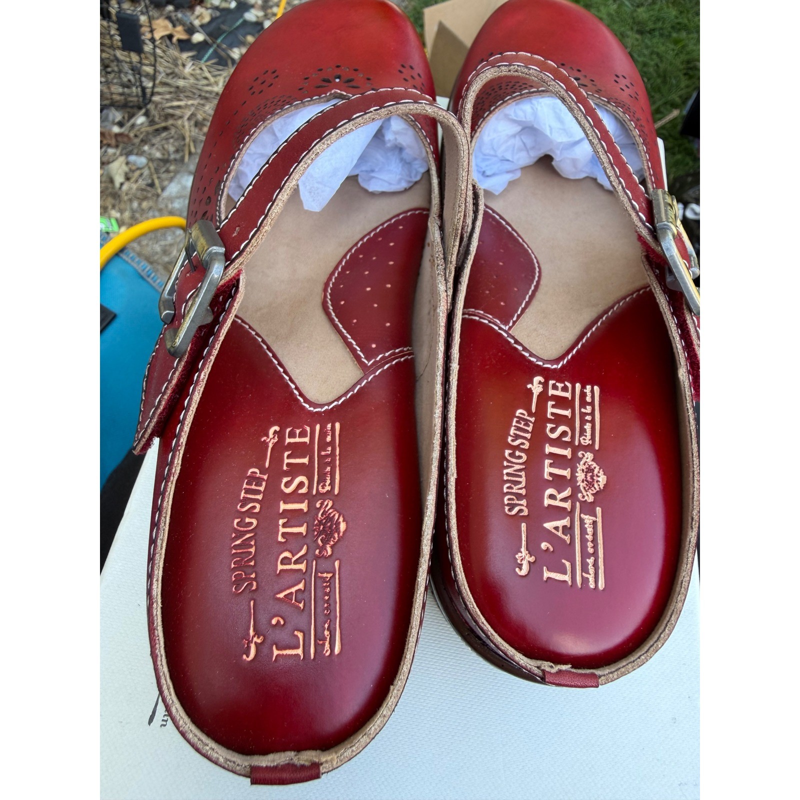 Spring Step L’Artiste Aneri Red Leather Laser Cut Clog Mules Womens 38 US 7.5-8