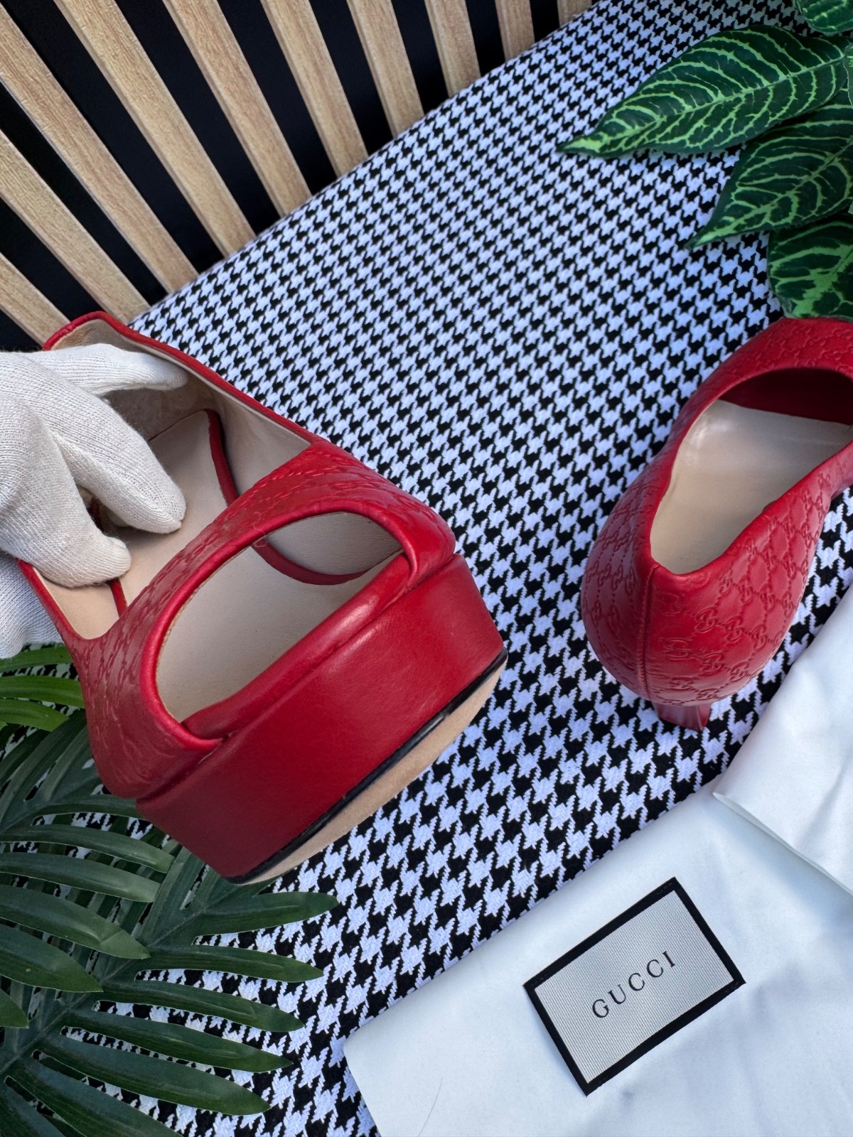 Gucci Women’s Shoes 337812 With Open Toe Guccissima Size US 6 / IT 36 EU 36