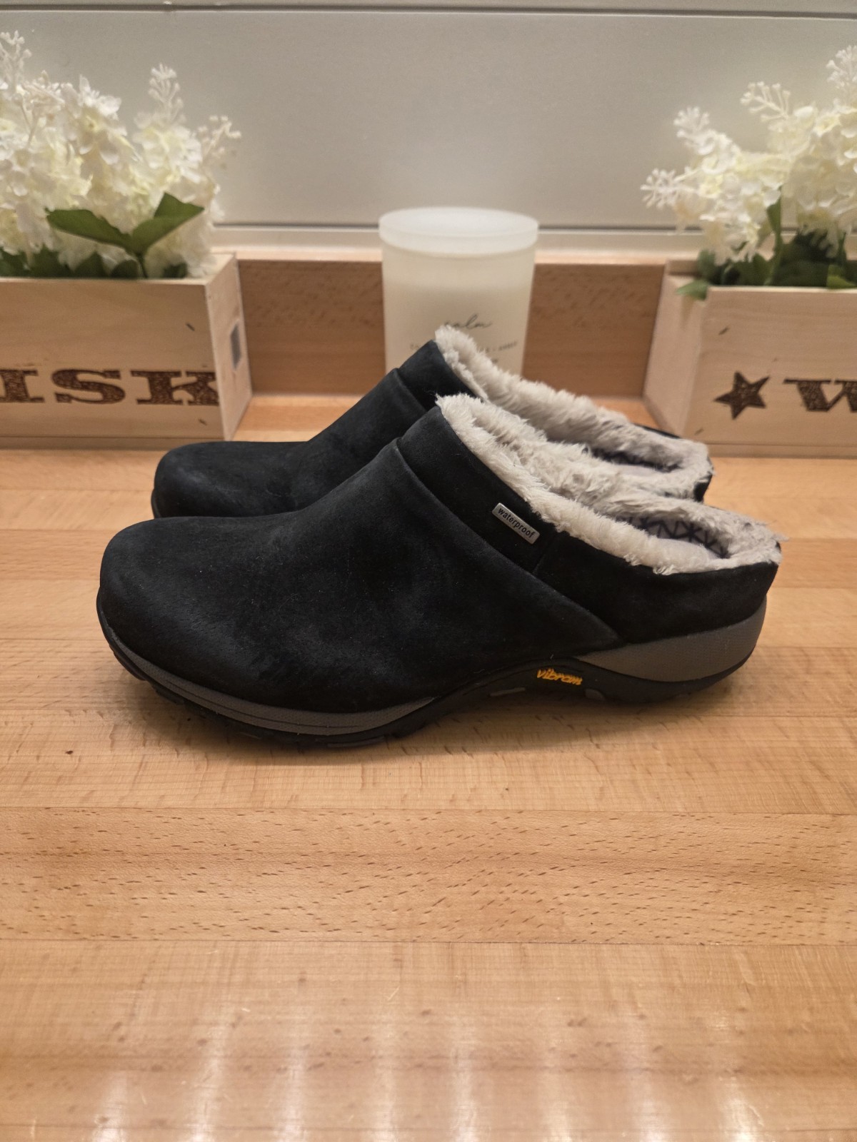 Dansko Women’s Parson Clogs Black Suede Waterproof Size EU 39