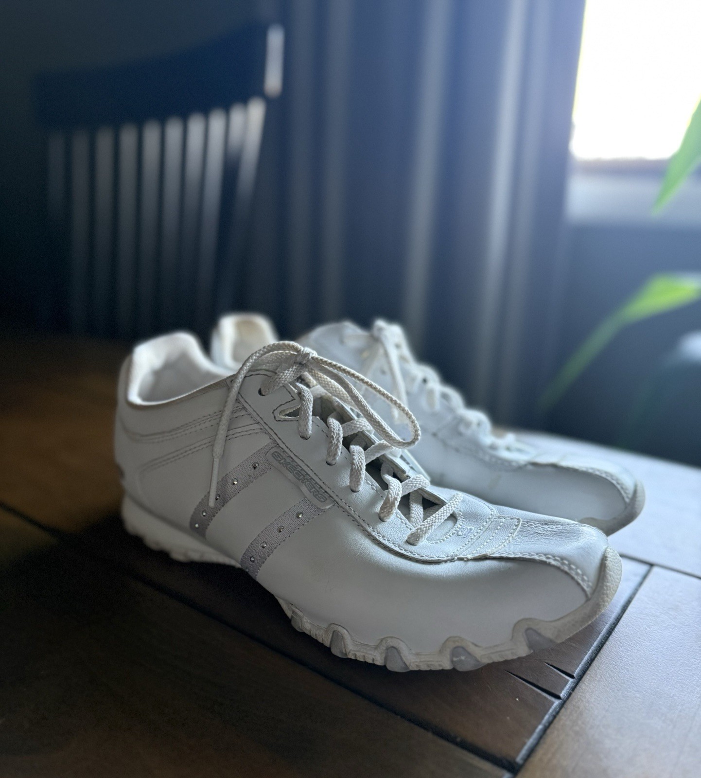Vintage Skechers White & Silver Bling Dance Cheerleading Gymnastics Band – 7.5