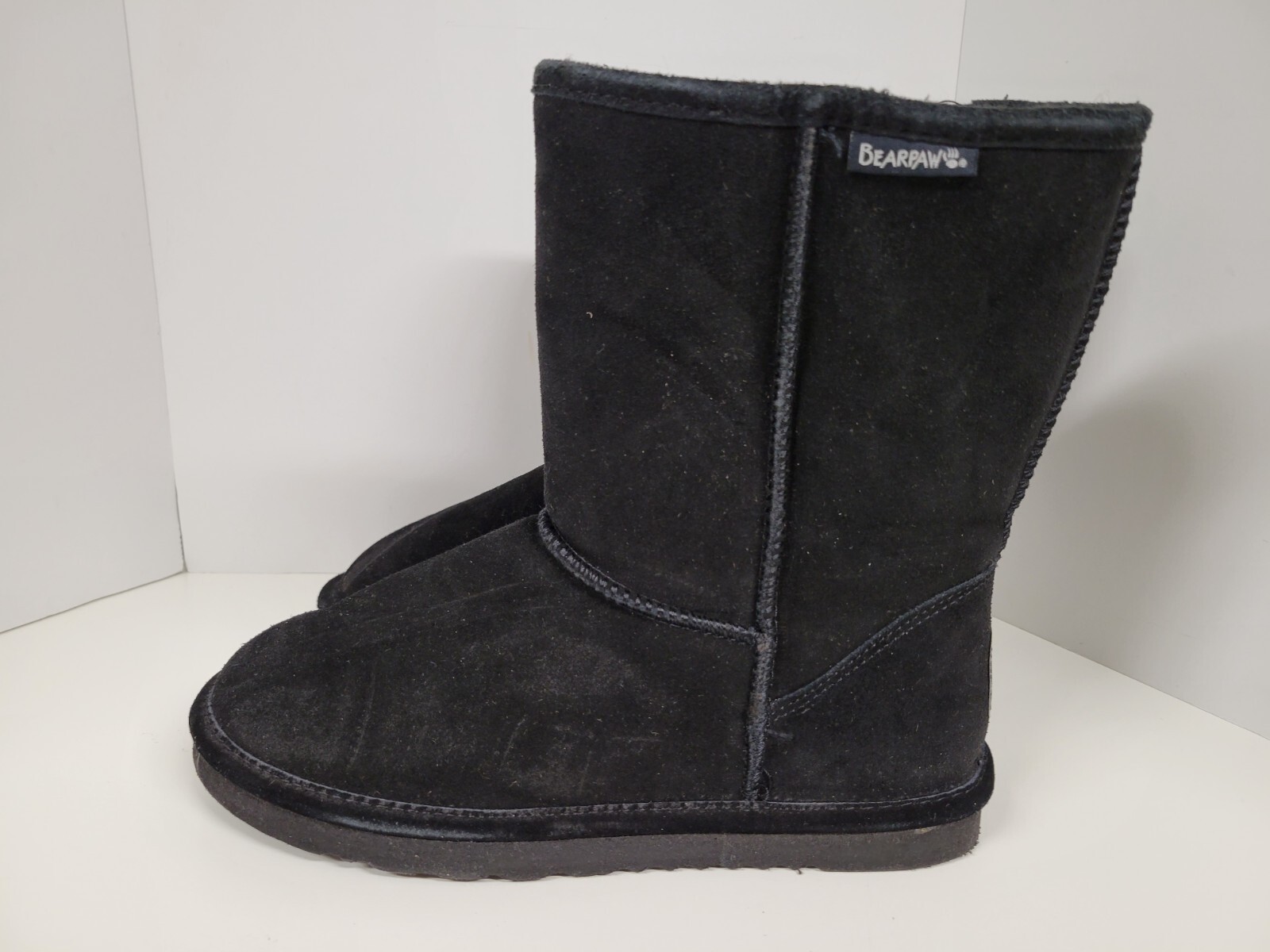 (Mismatched Size Left 9/10 & Right 7/8): Unisex Bearpaw Black Boots