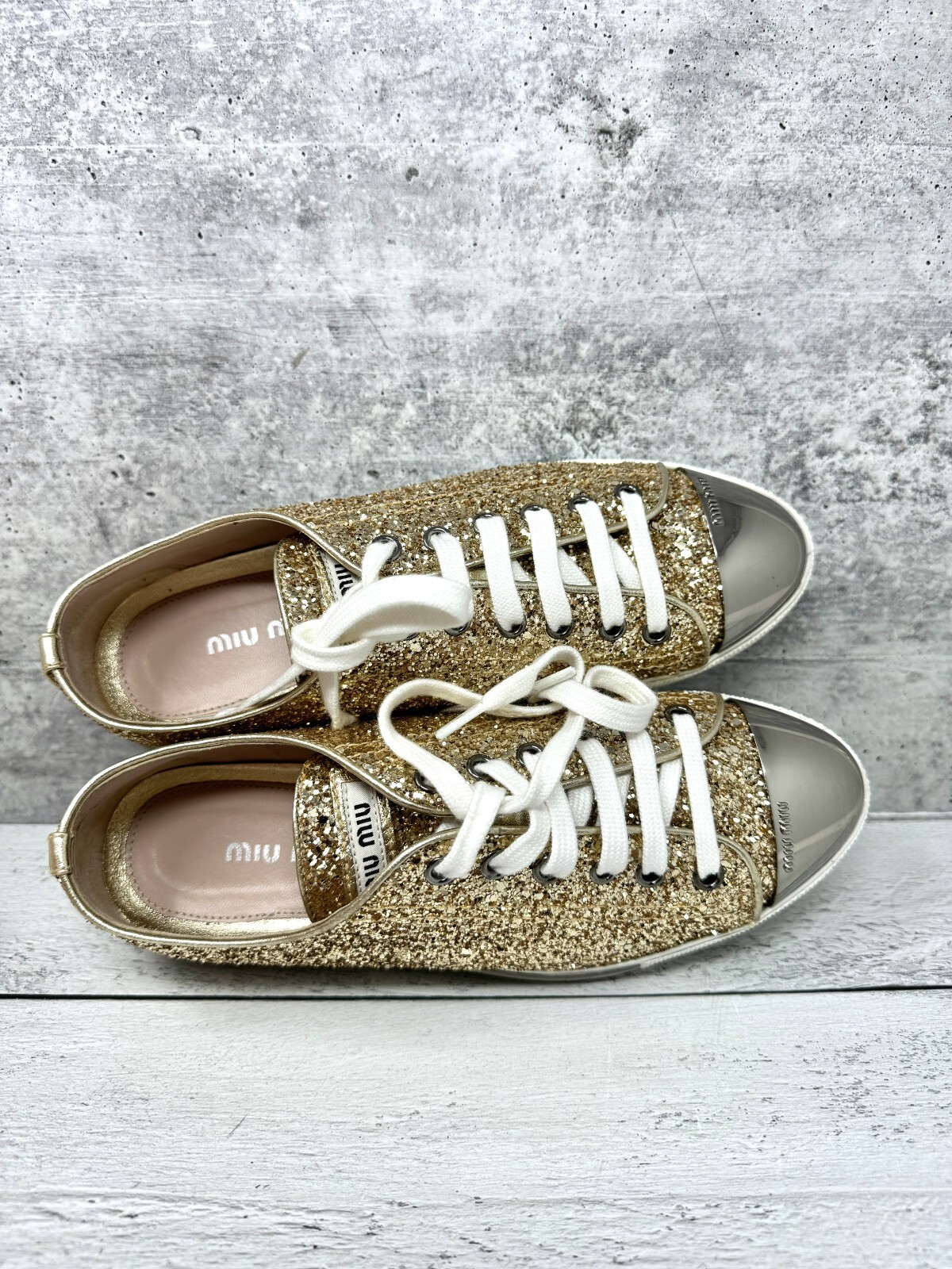 MIU MIU GOLD PIRITE GLITTER METAL CAP TOE LOGO SNEAKERS 36