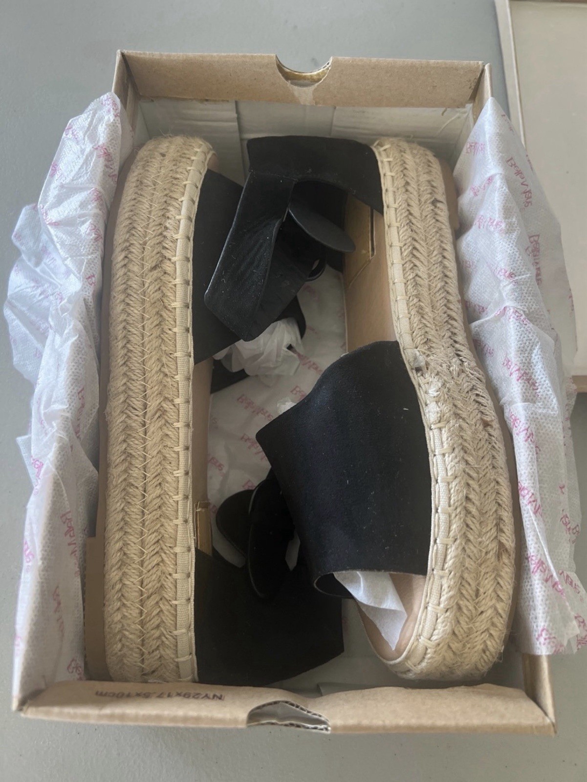 Bella Marie Women’s Black Suede Espadrille Sandals Ankle Strap Buckle 8.5 NIB