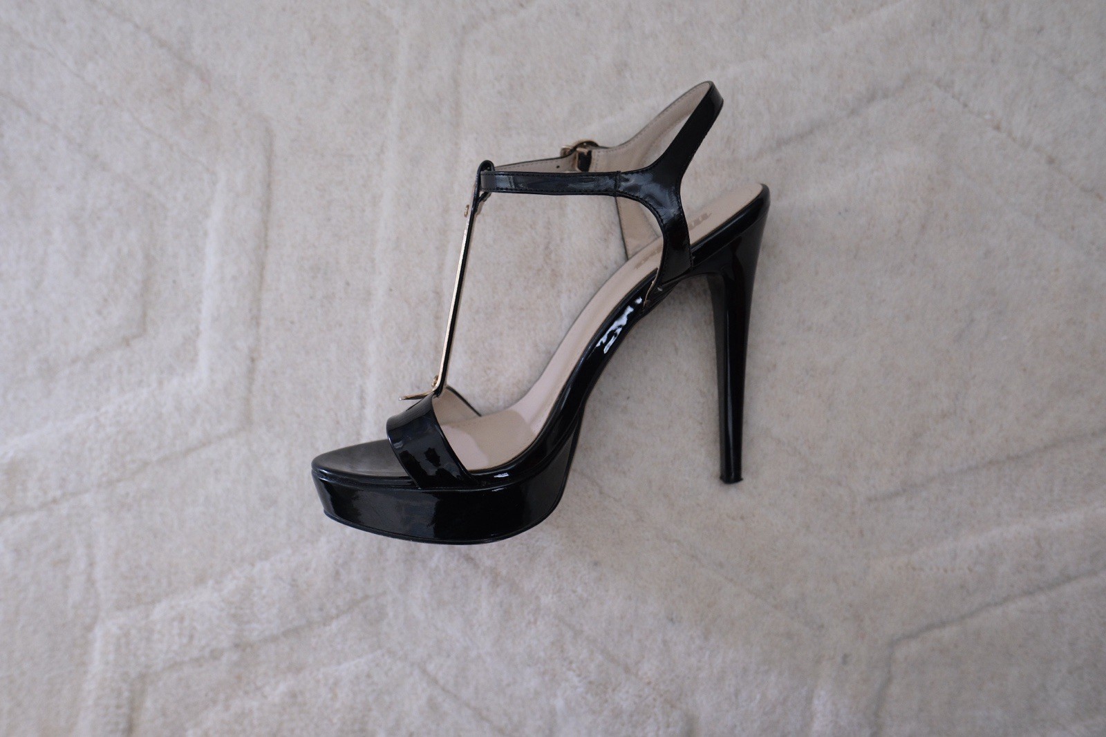 Tofa Platform Dress Sandals (Size 7)