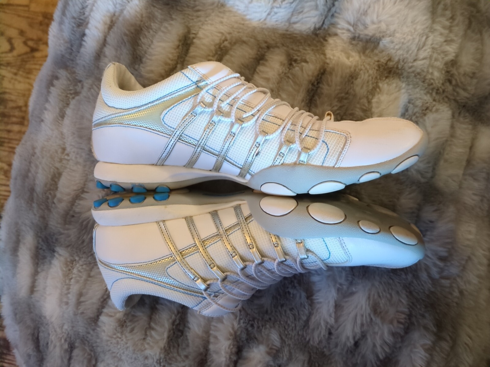 Womens MICHELLE K DIVA Athletic White / Silver Tennis Walking Shoes Size 7.5