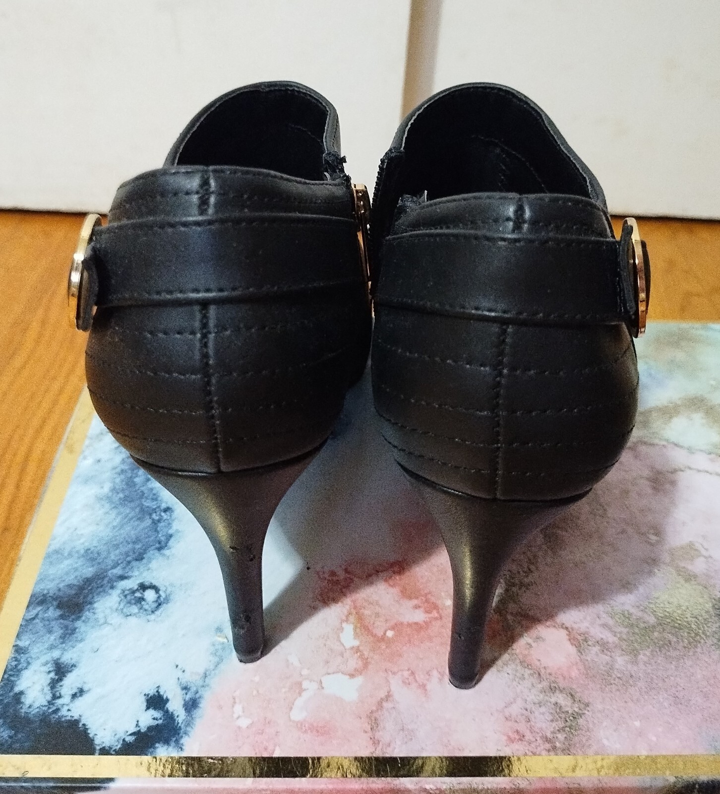 Stiletto Jones New York High Heel Black Ankle Booties Logo & Zipper Sz 10