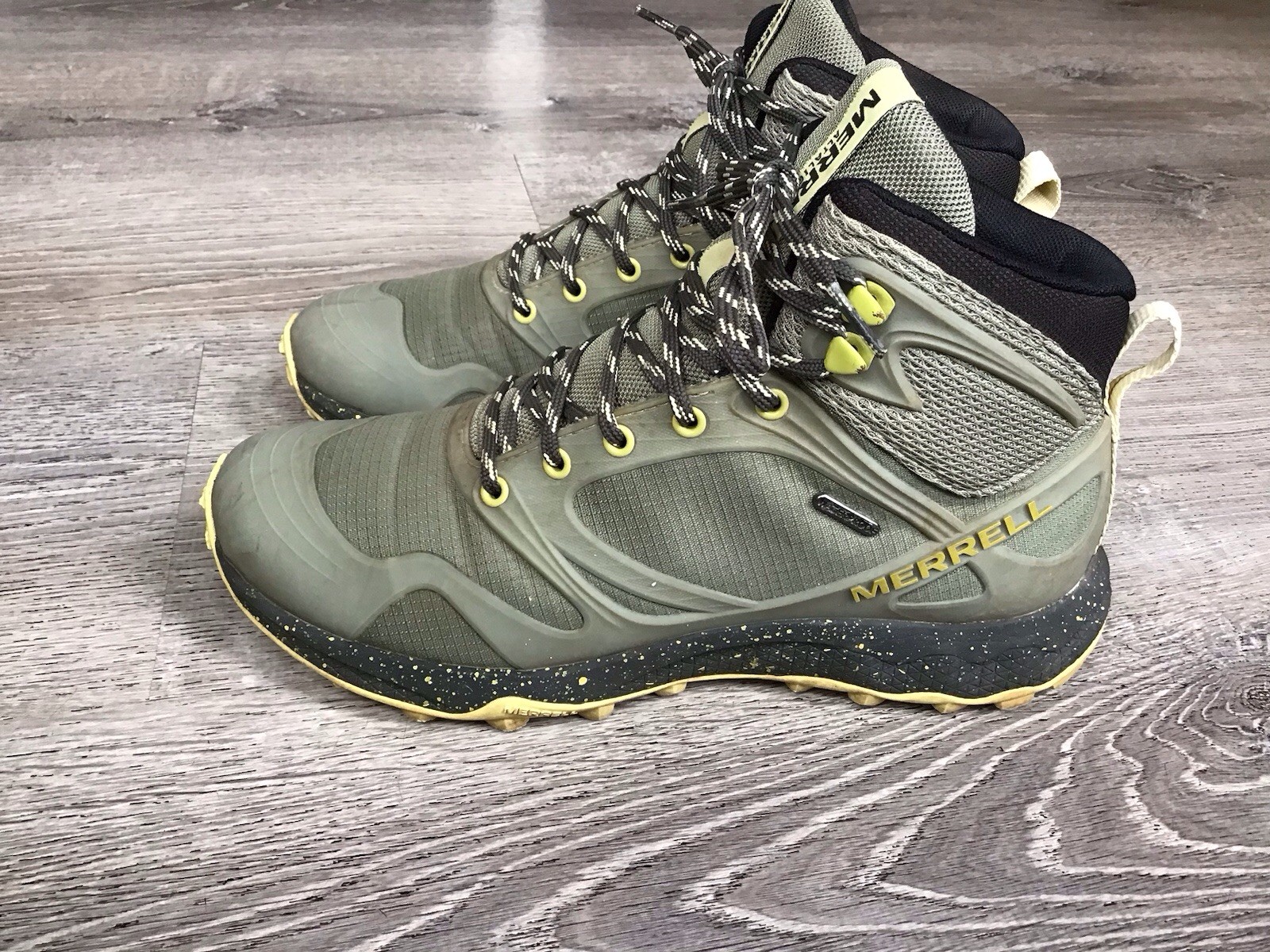 Merrell Altalight High Top US Women’s Size 8.5 Hiking Boot Waterproof J034000