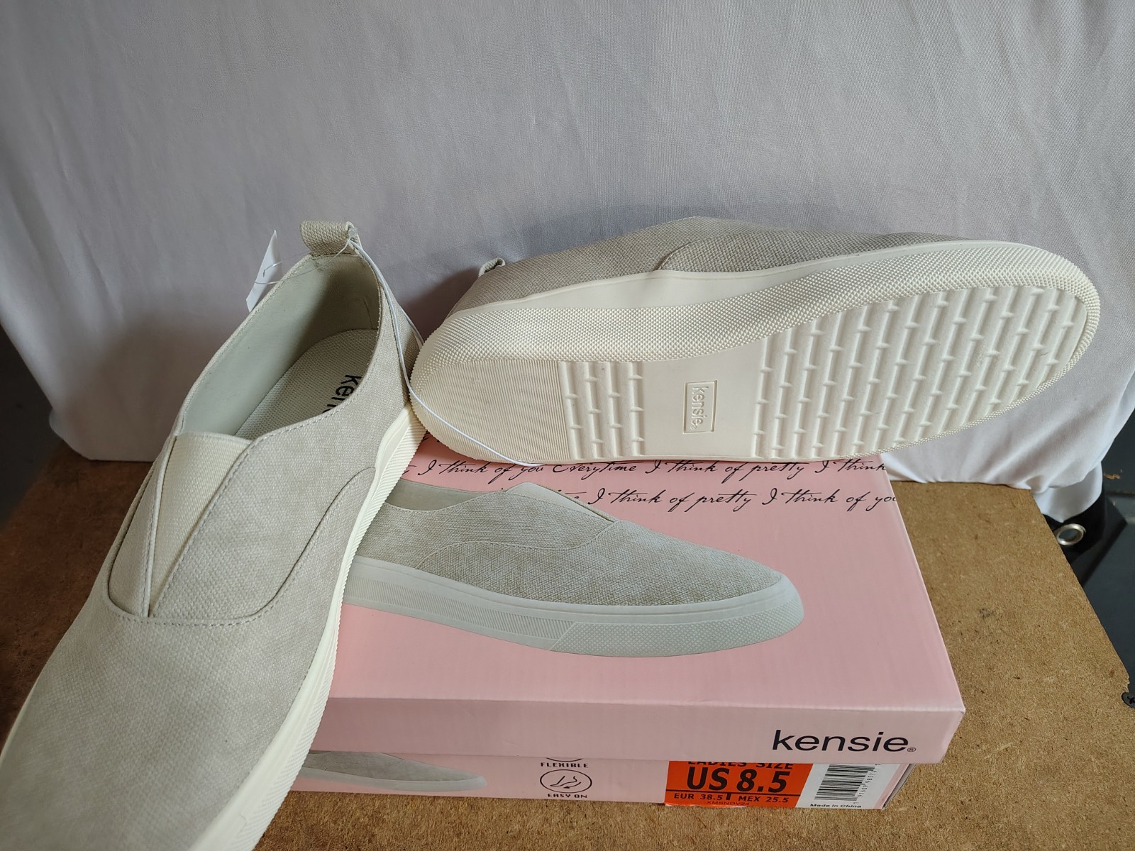 Kensie Ladies Slip On Shoes Salia Beige Size 8.5 New With Box (337)