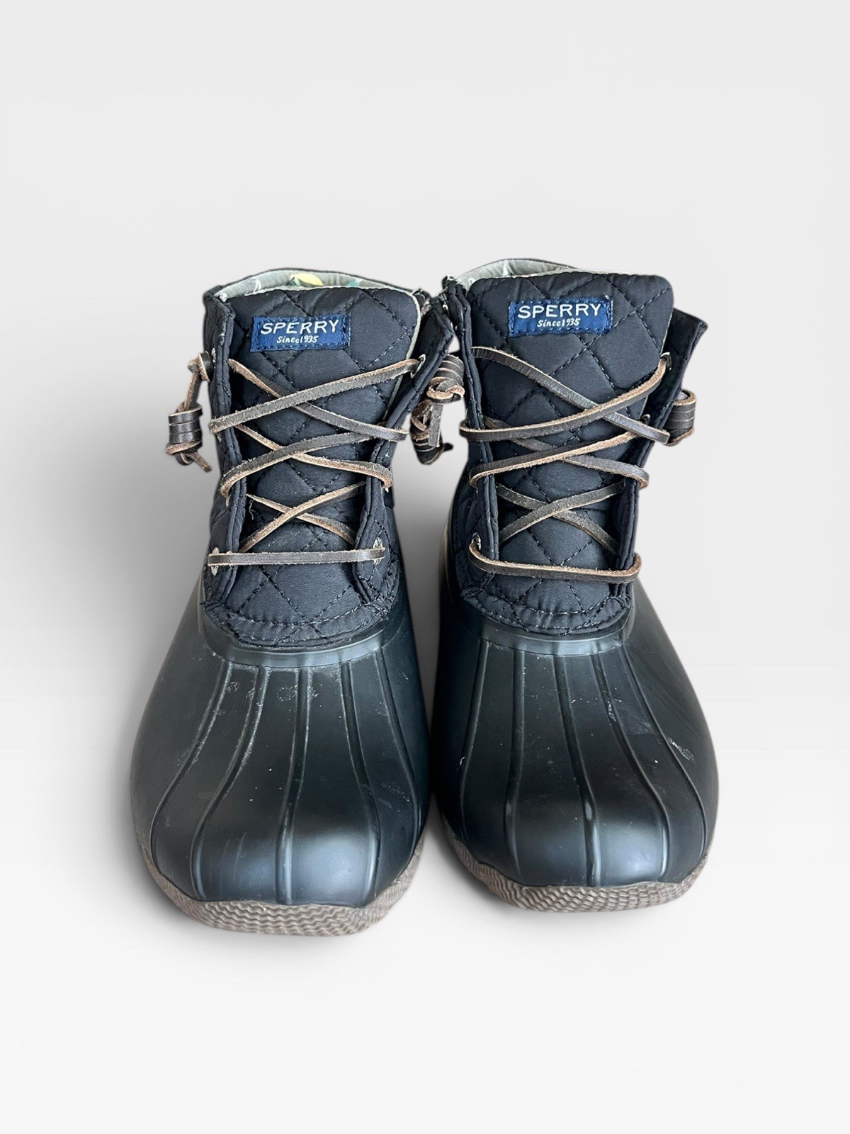 Sperry Saltwater Duck Waterproof Quilted Black Ankle Lace-Up Zip Boot 6.5M