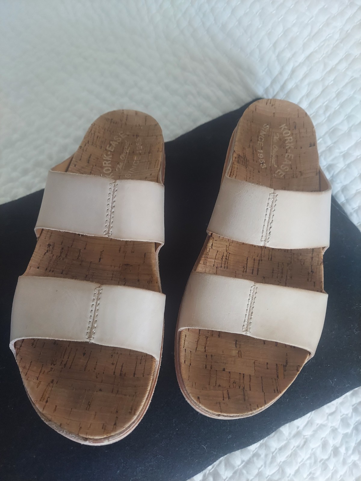 Kork Ease leather slides size 8 new without box