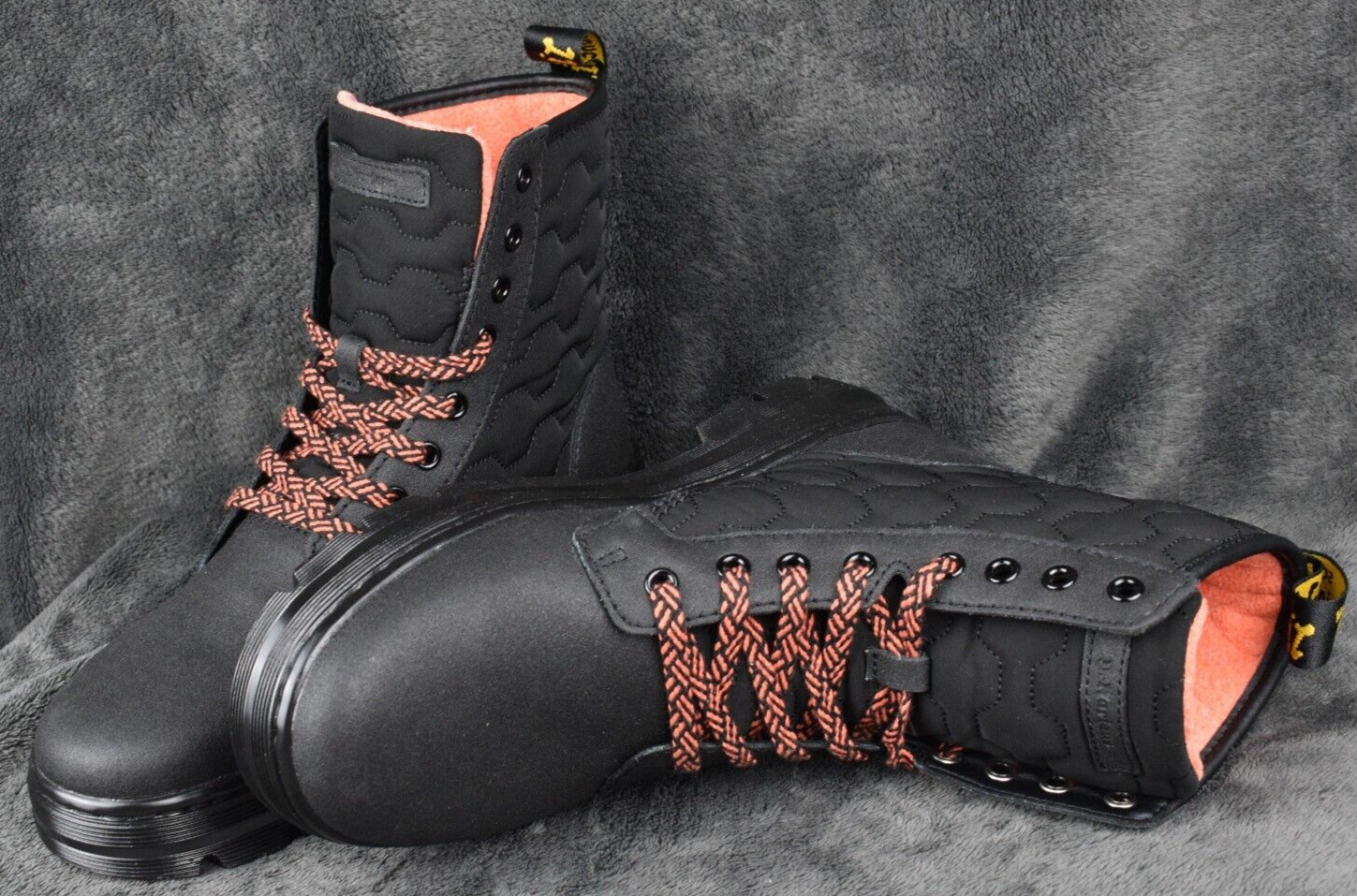 Dr. Martens COMBS II Lined Combat Boots Black Coral Mens 8 / Womens 9 Insulated