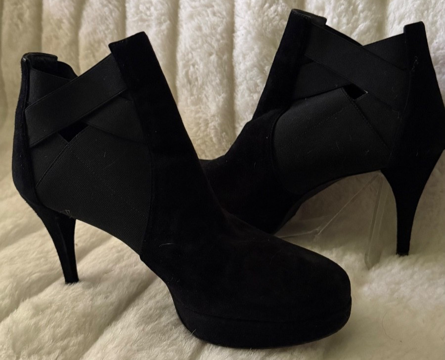 STUART WEITZMAN SIZE 8.5 Black Platform Stiletto Suede Made in Spain Bootie