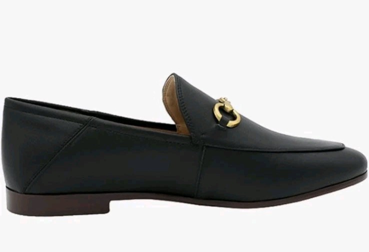 Divanne Women’s Black Loafer Flats with Gold Chain New Size 7