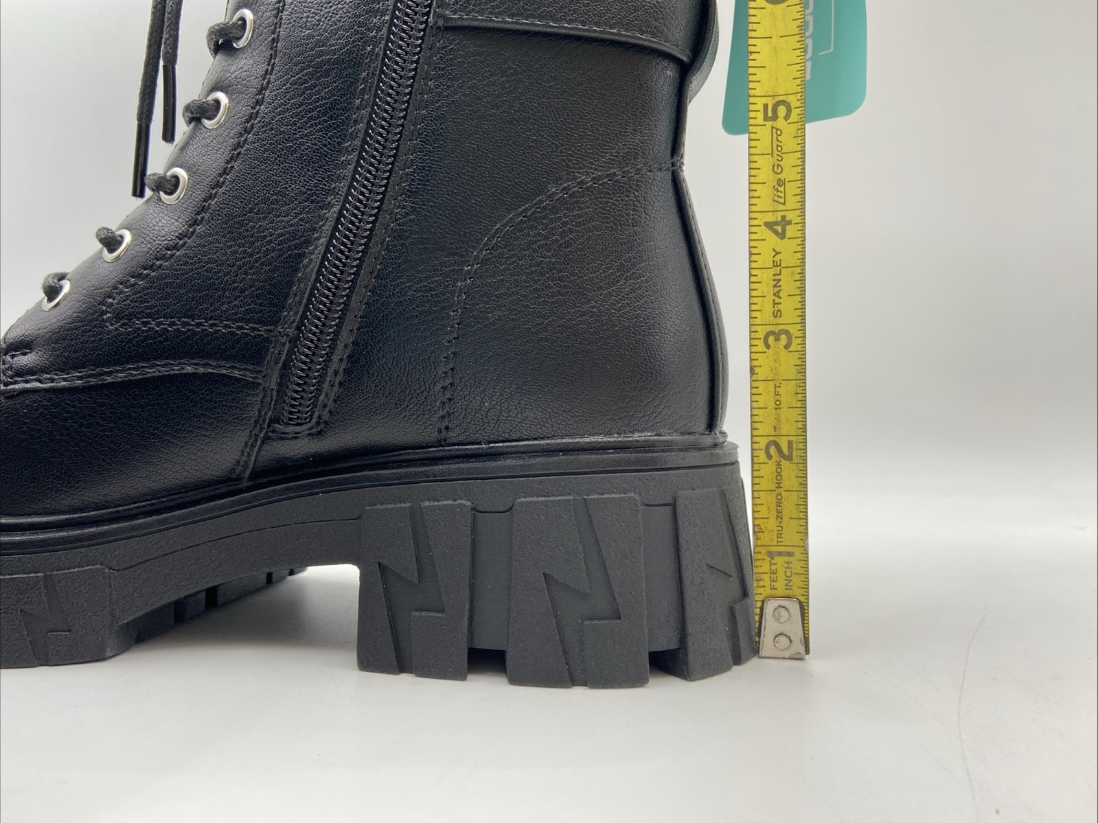 Vepose Women’s Size 8 Black Platform Ankle Boots Lace-Up Side Zipper