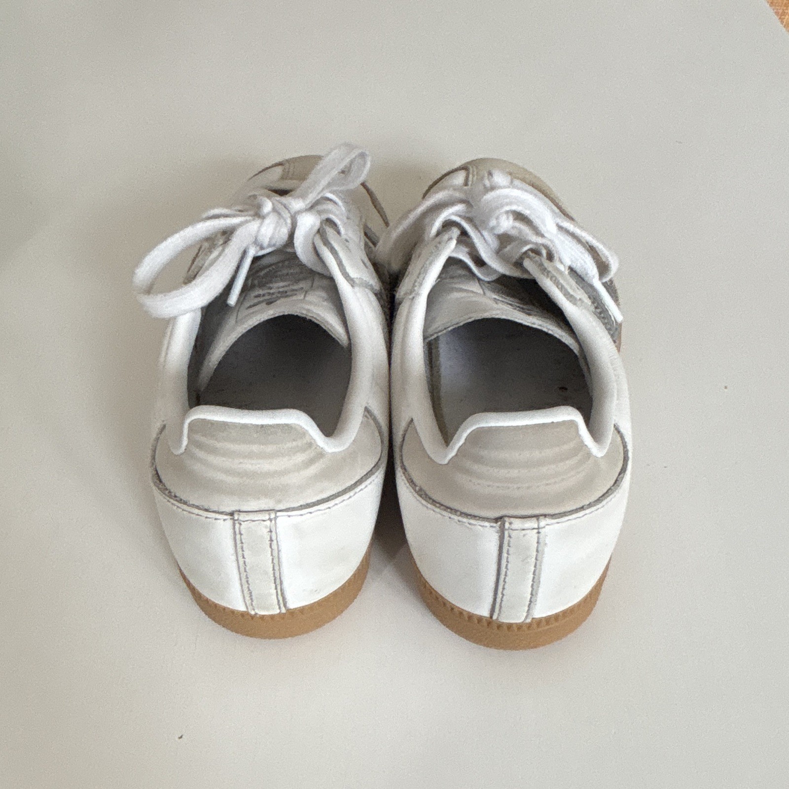 adidas Samba Women’s OG Low Top White/Silver/Gray Leather Sneaker JI2725