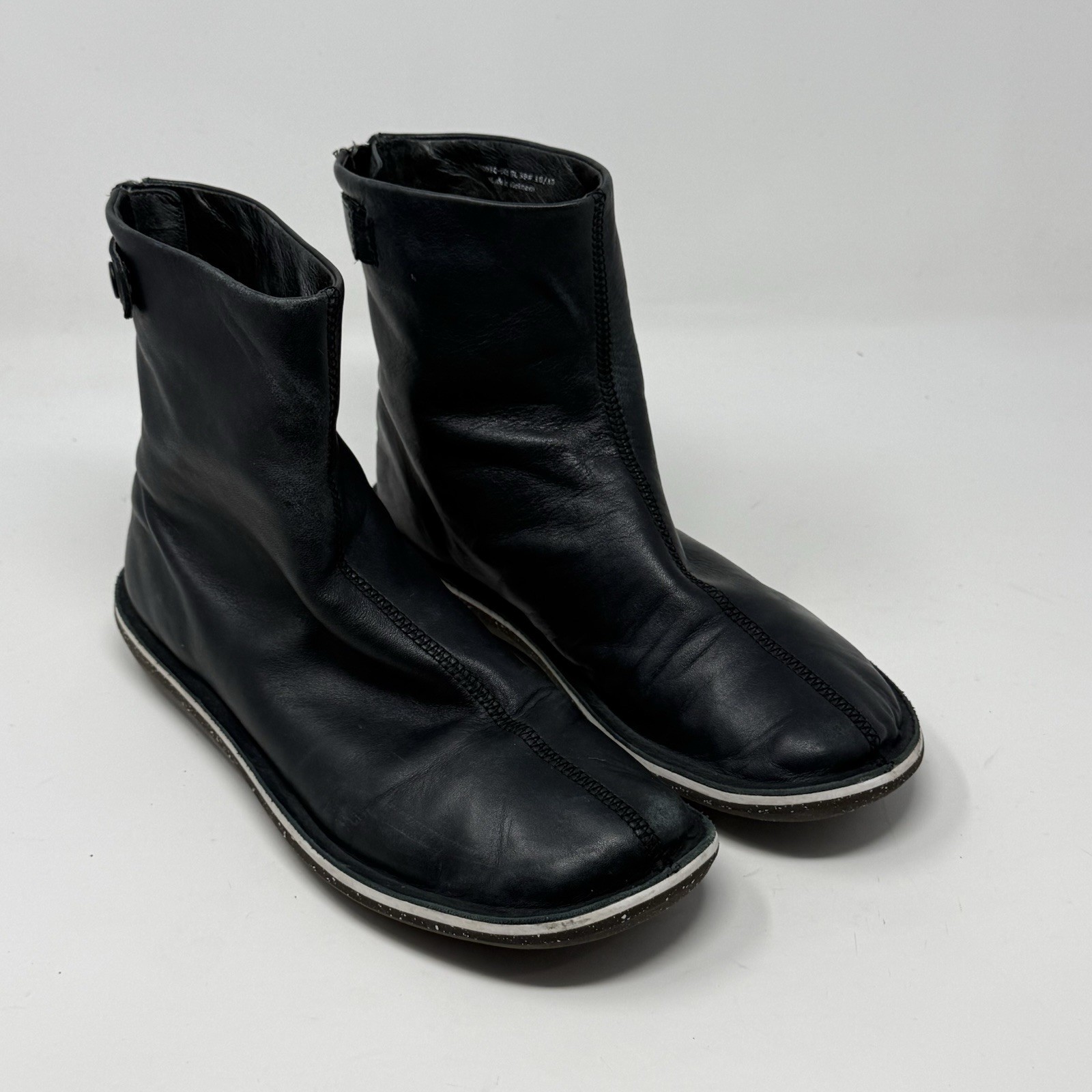 Camper Beetle Boots Womens 8.5 EU 39 Black Leather Hipster Bohemian Minimalist