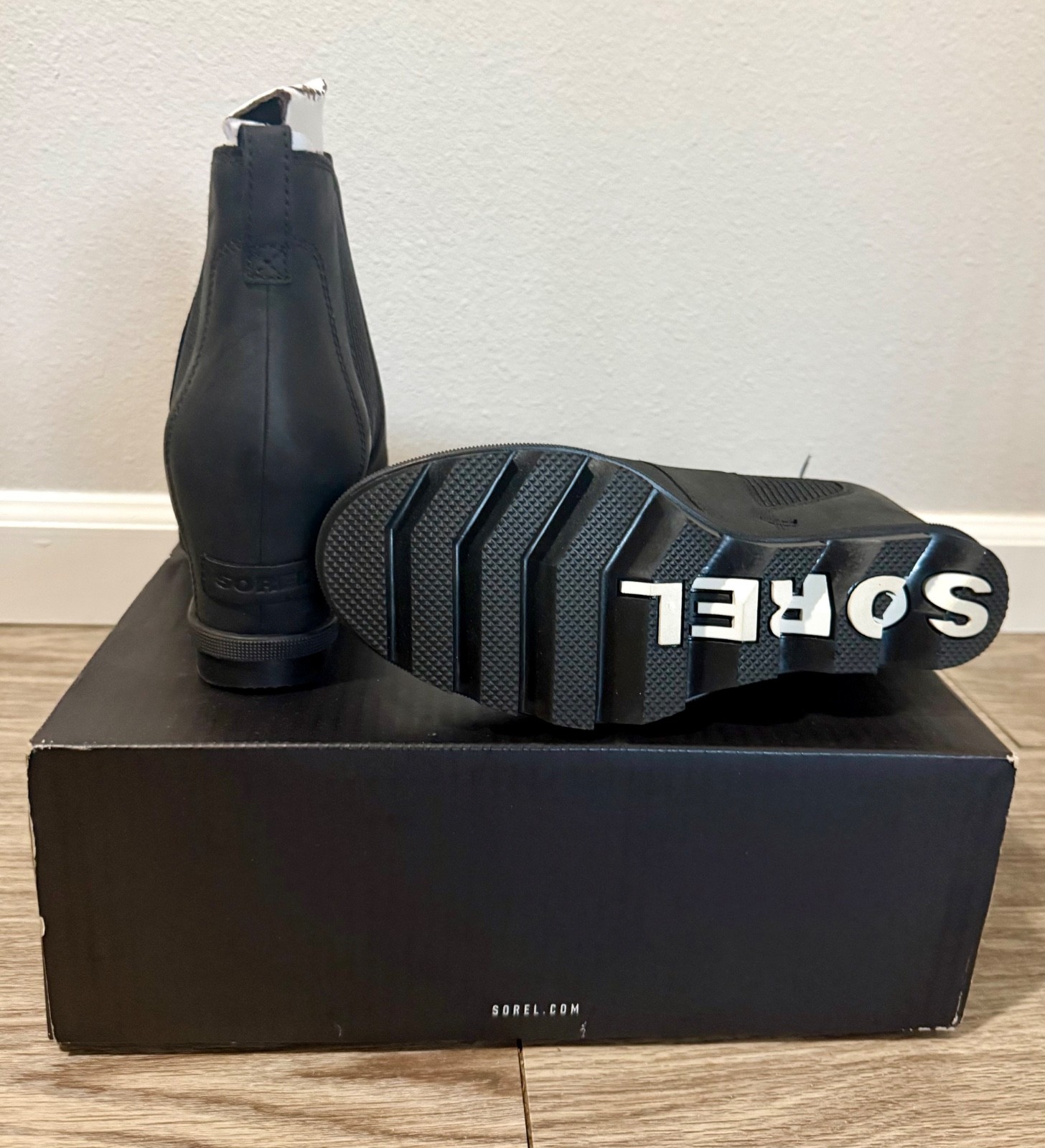 Black Sorel Joan Rhapsody Chelsea Wedge Shoe/boot Women’s Sz 8, waterproof, NWT