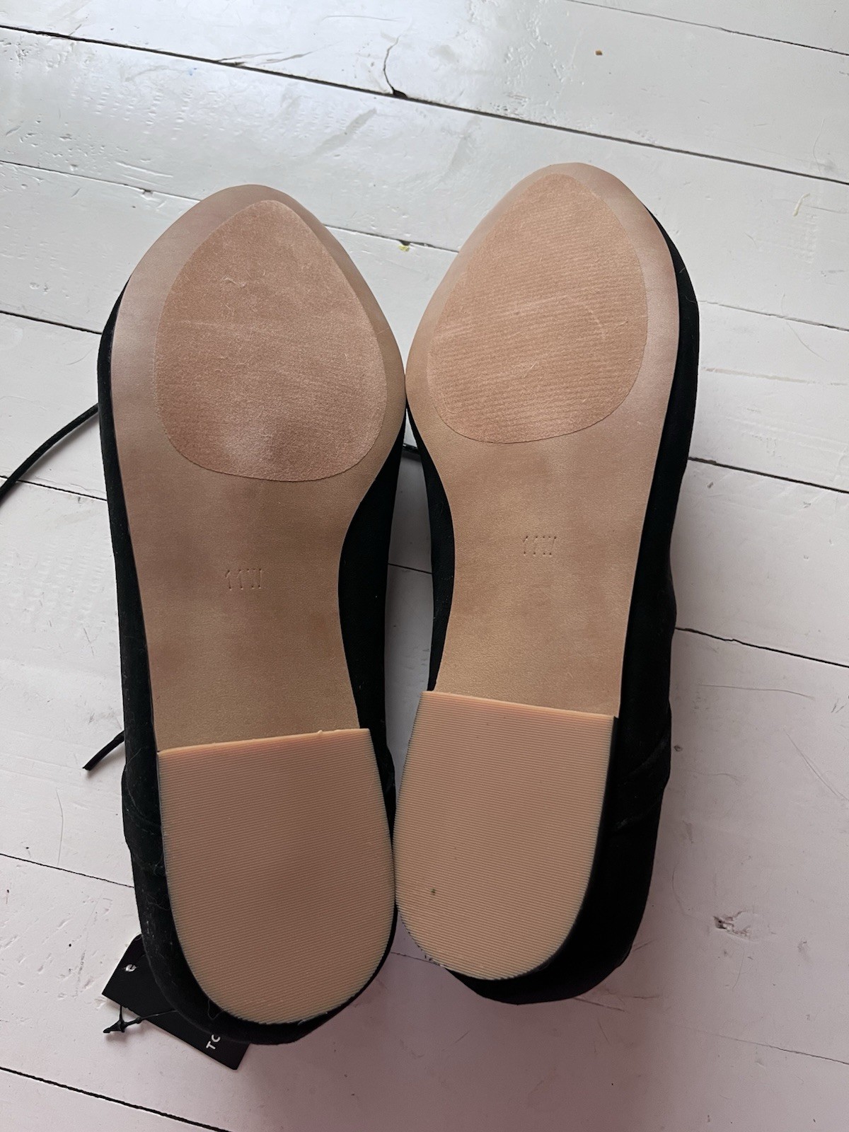 Women’s Black Suede flat Ls Shoes, NWT Torrid size 11