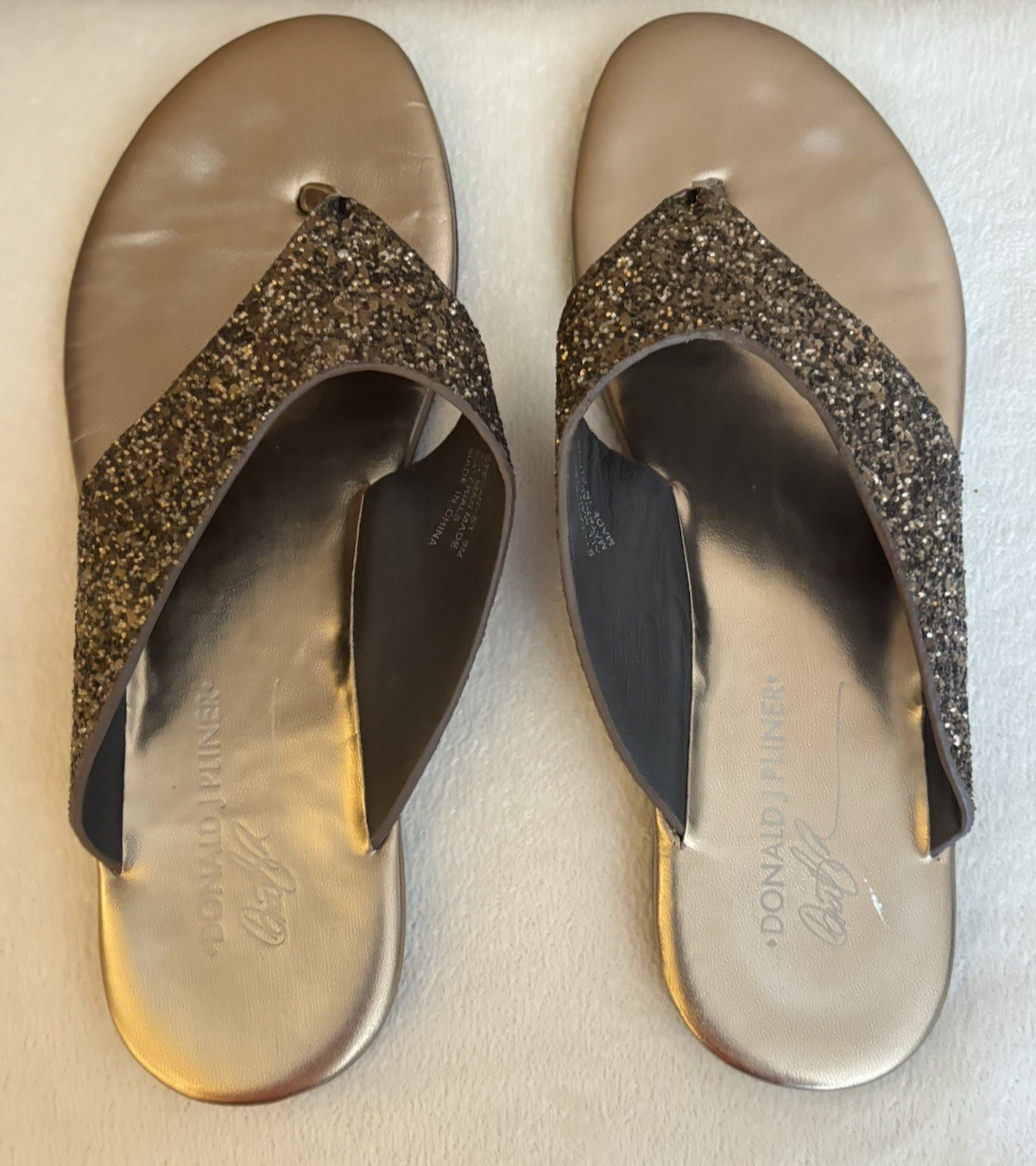 Donald J Pliner Stefan Sparkle Glitter Sequin Brown Thong Sandals Size 9M