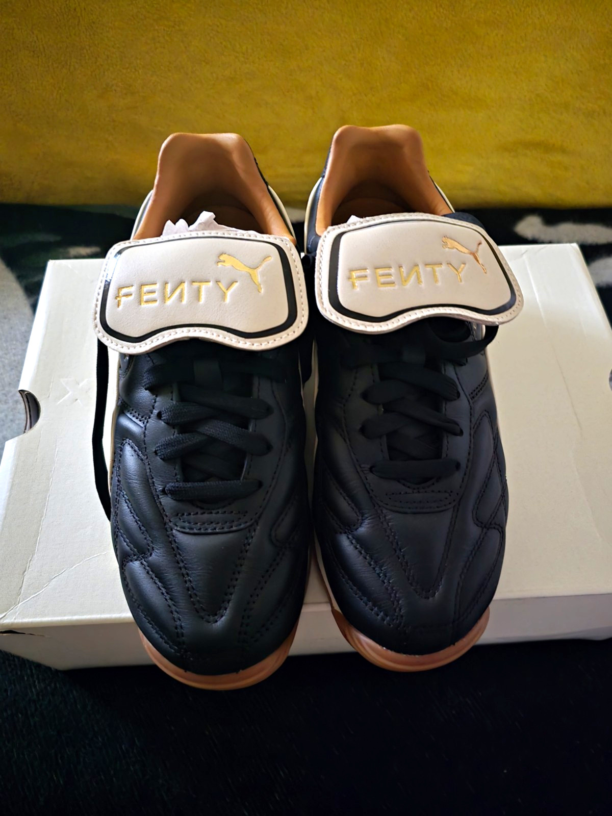 PUMA FENTY Womens Low Top Lace-Up Athletic Sneakers Black/White Gum Sole